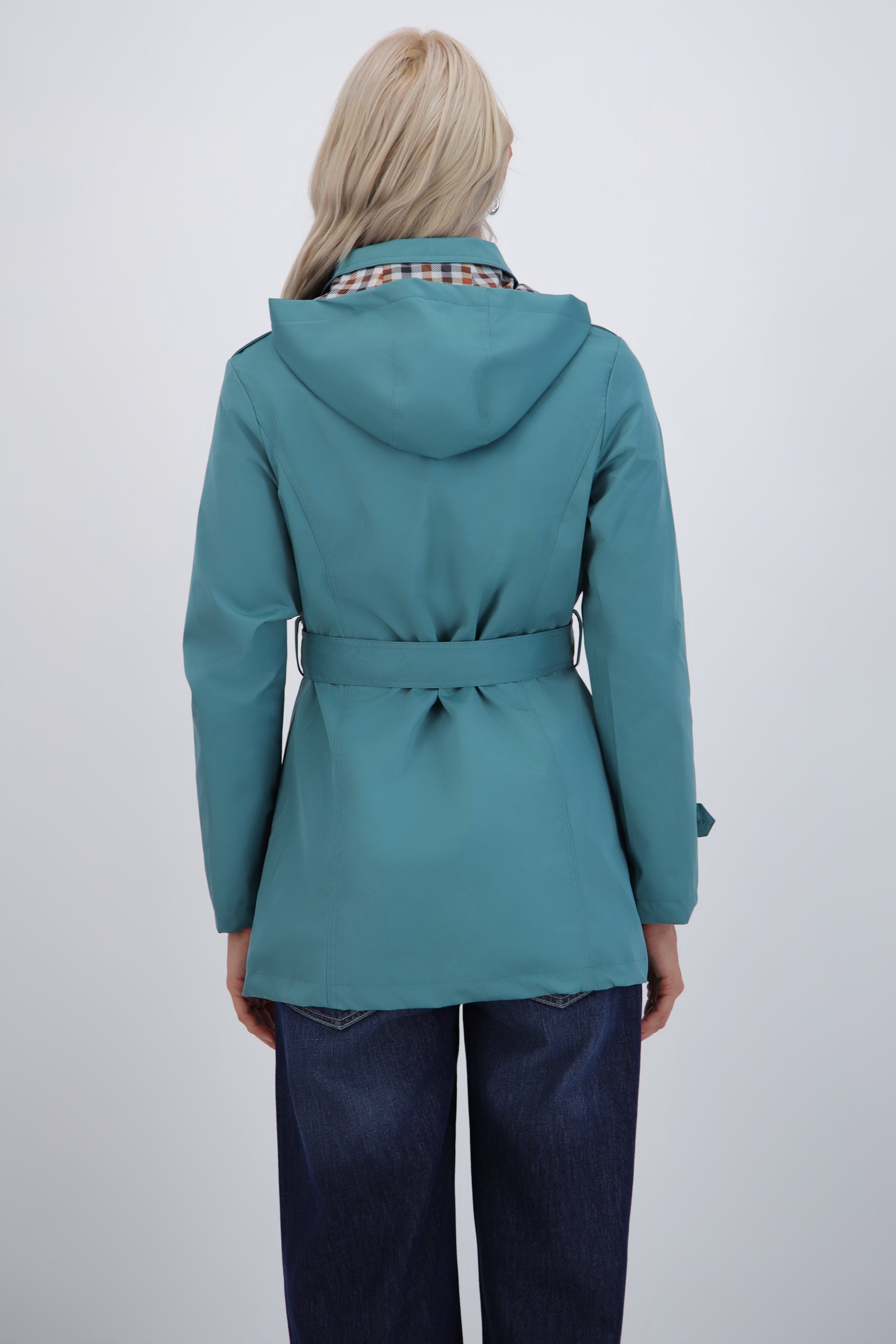 Trench con botones detalle cuadros