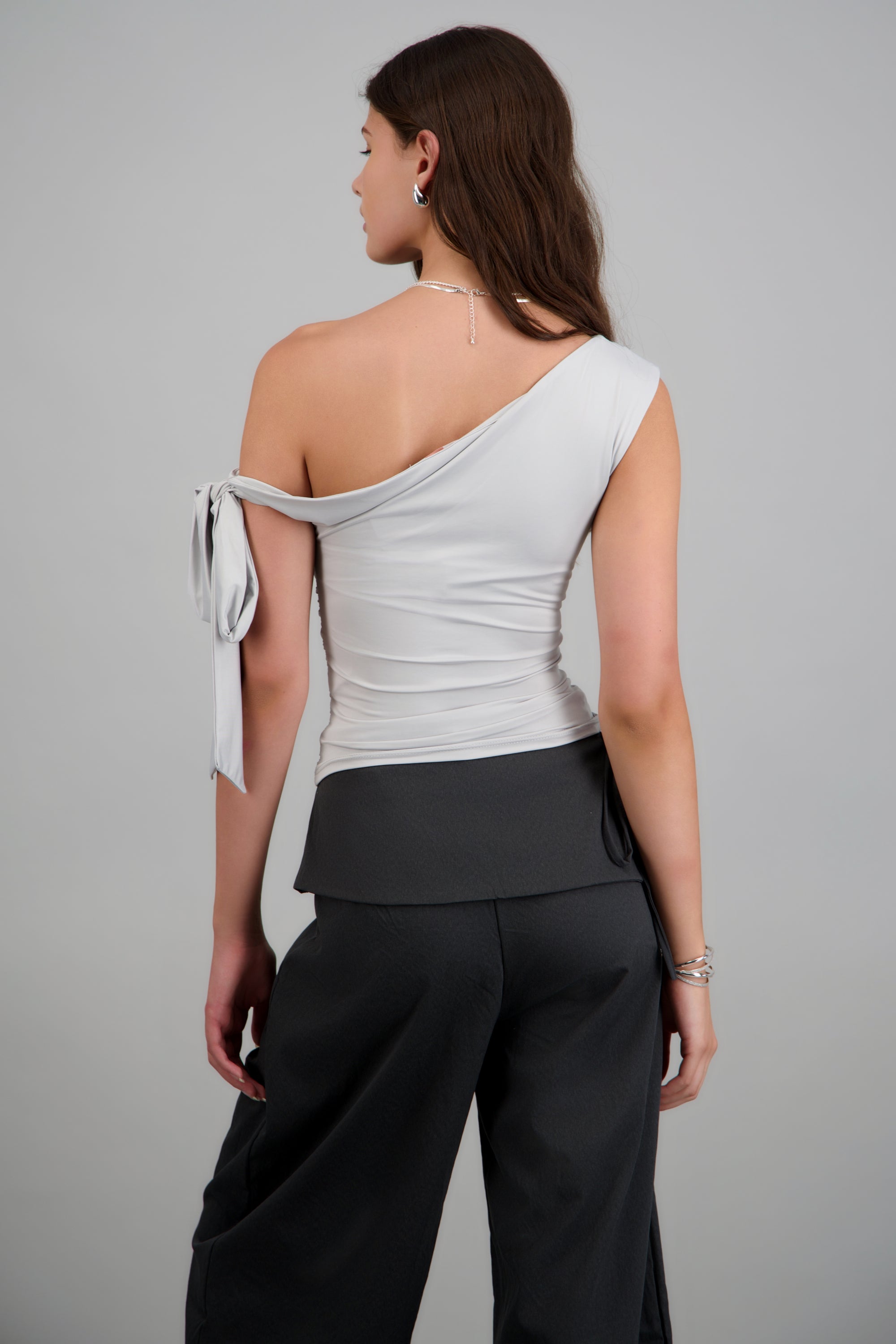 Top one shoulder drapeado GRIS