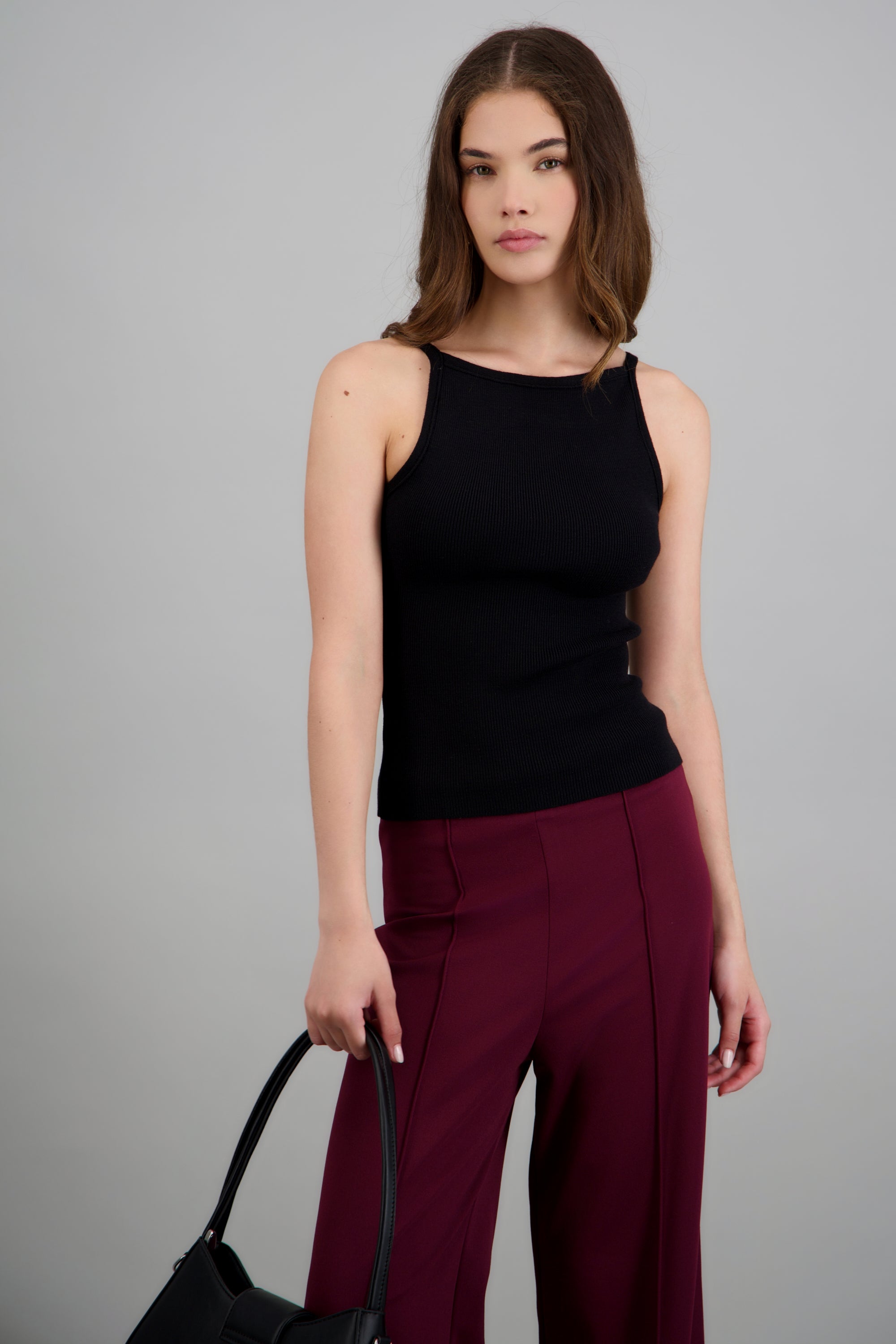 Top escote recto tirantes NEGRO