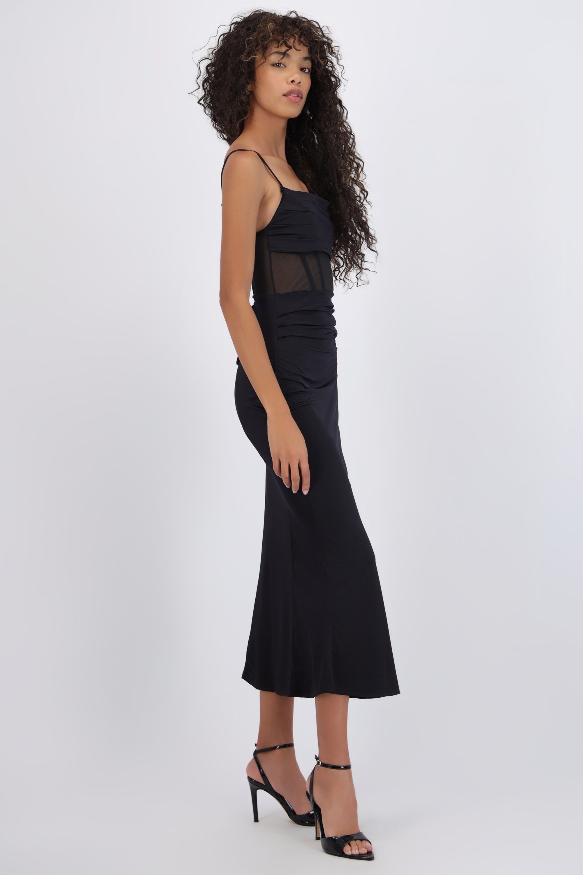 Vestido satin con transparencia
