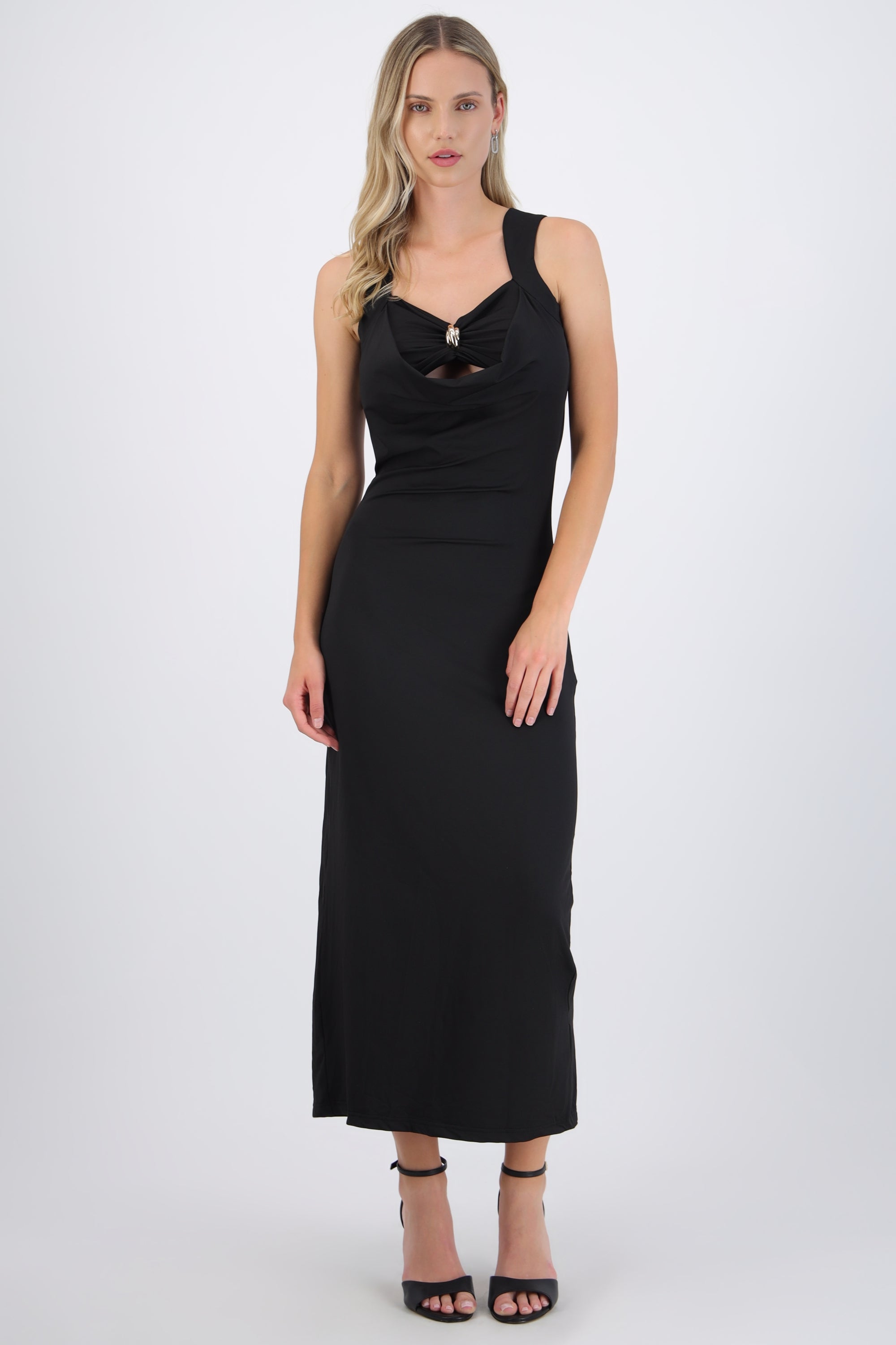 Vestido liso escote espalda