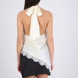 Top halter amarre satinado detalle encaje
