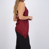 Top halter amarre satinado detalle encaje