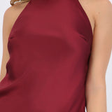 Top halter amarre satinado detalle encaje