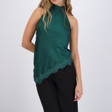 Top halter amarre satinado detalle encaje