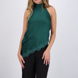 Top halter amarre satinado detalle encaje