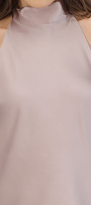 Top halter amarre satinado detalle encaje