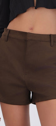 Shorts suede con bolsas