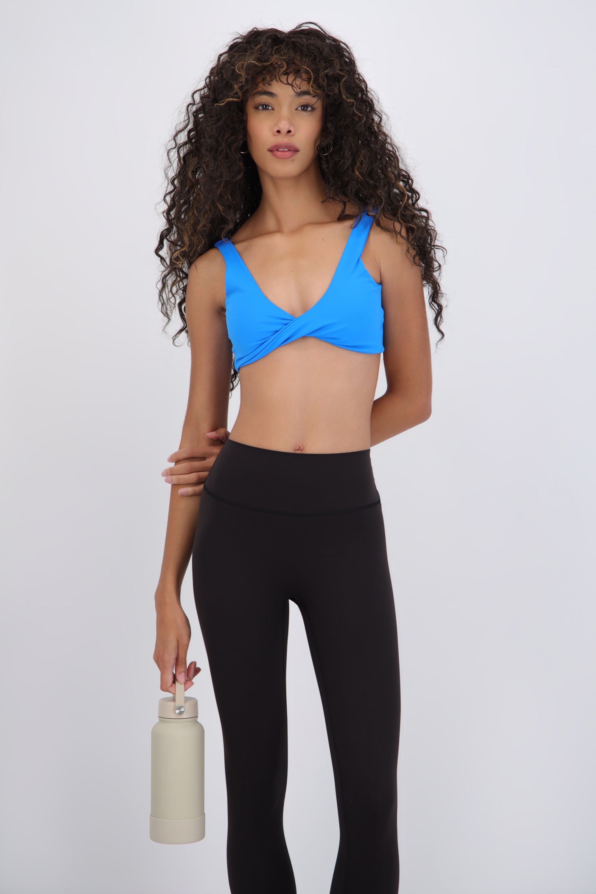 Top deportivo con twist
