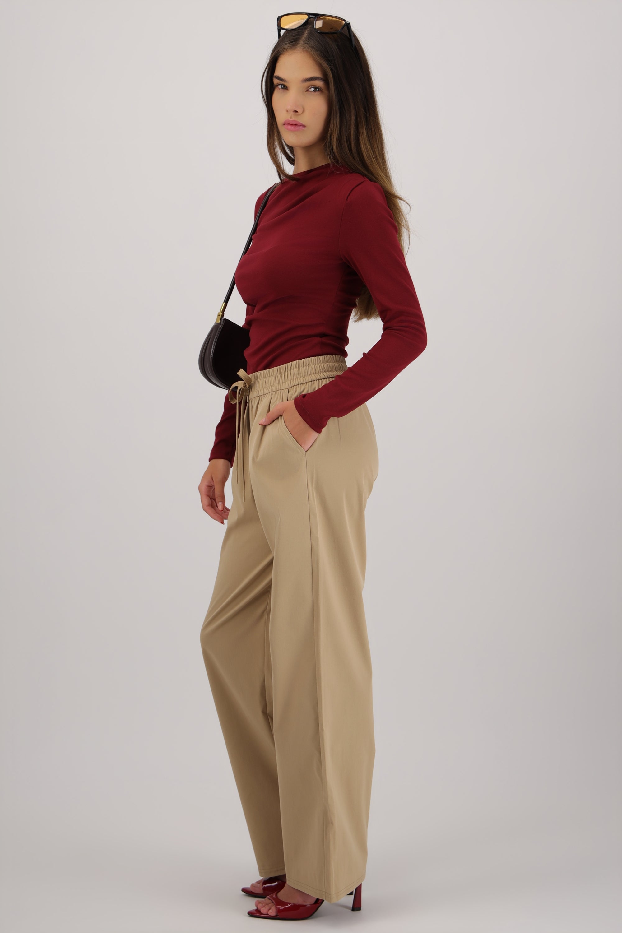 Pantalon straight jareta resorte KHAKI