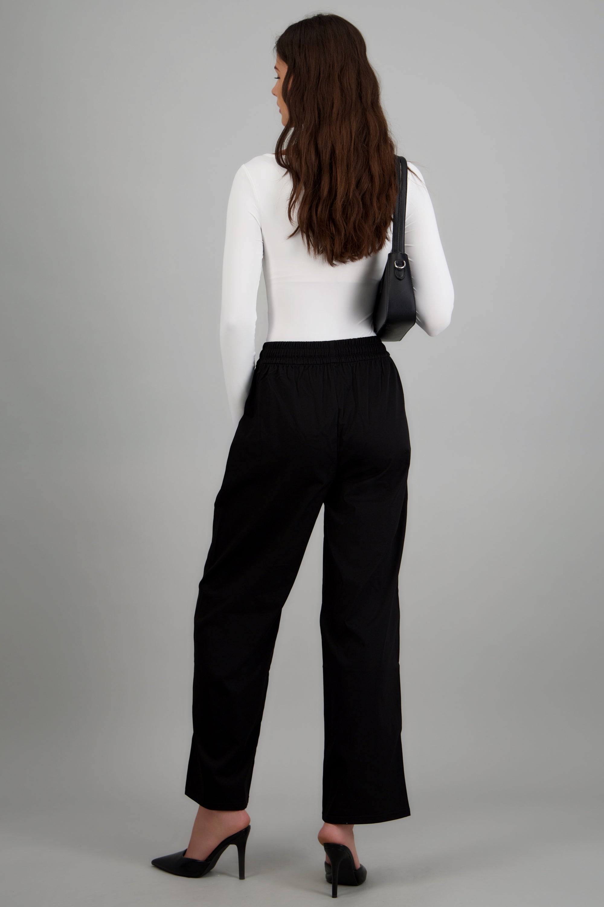 Pantalon straight jareta resorte NEGRO