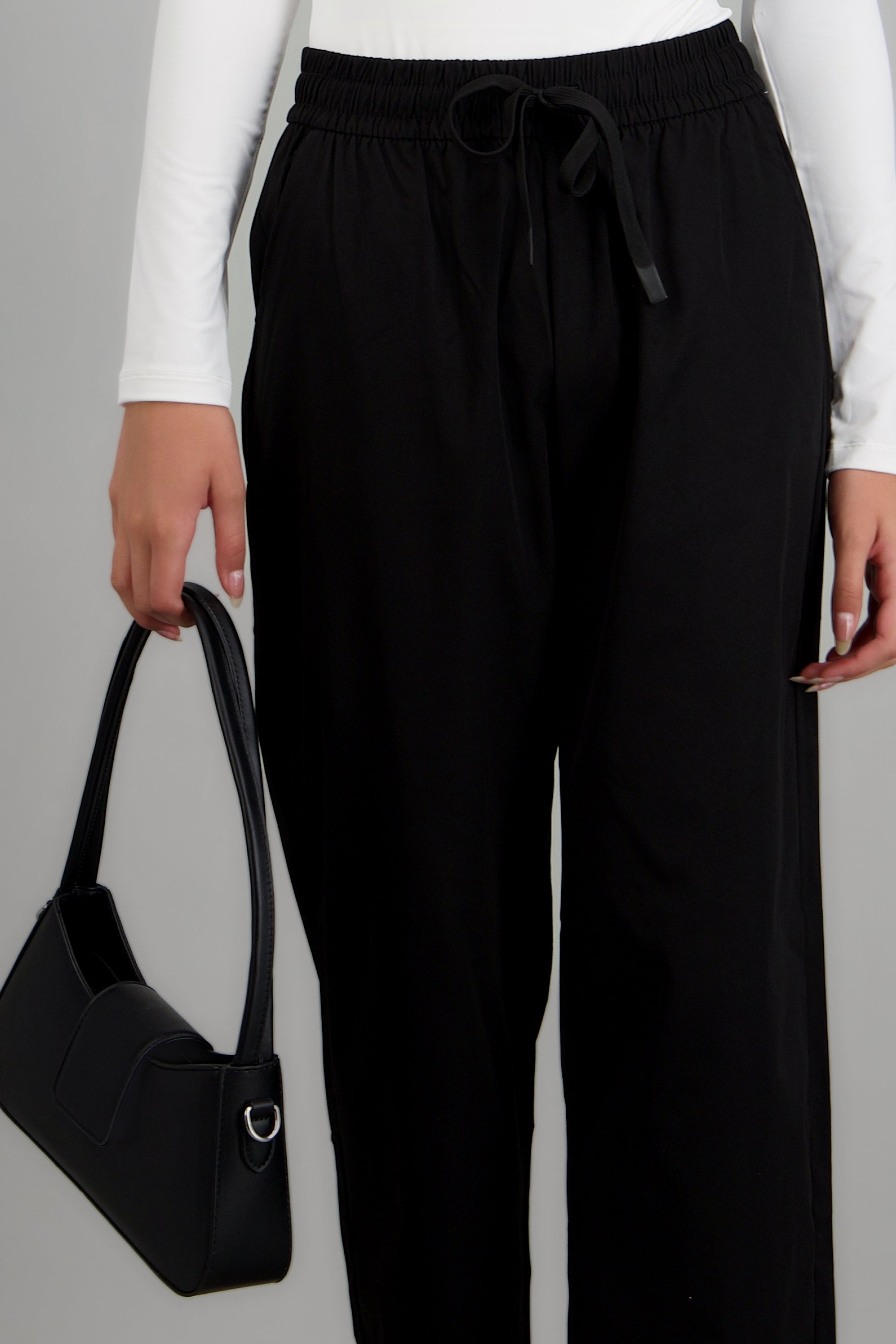 Pantalon straight jareta resorte NEGRO