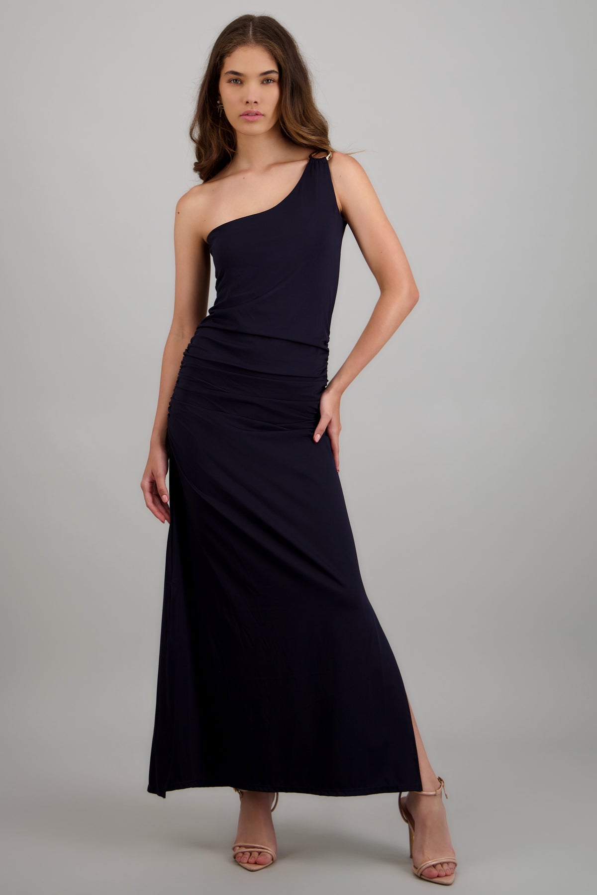 Vestido maxi detalle argolla hombro MARINO