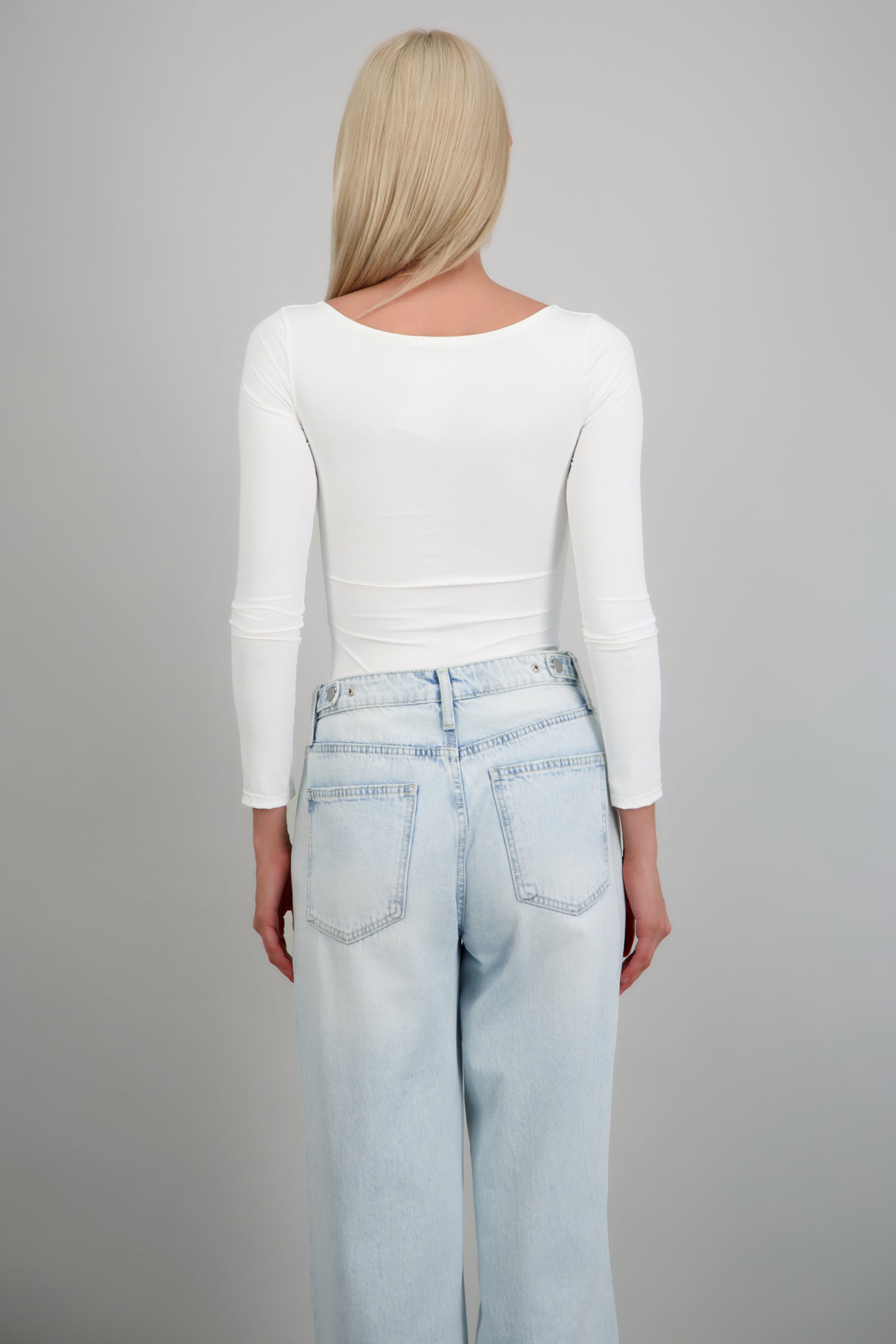 Bodysuit liso con manga larga y escote redondo BLANCO