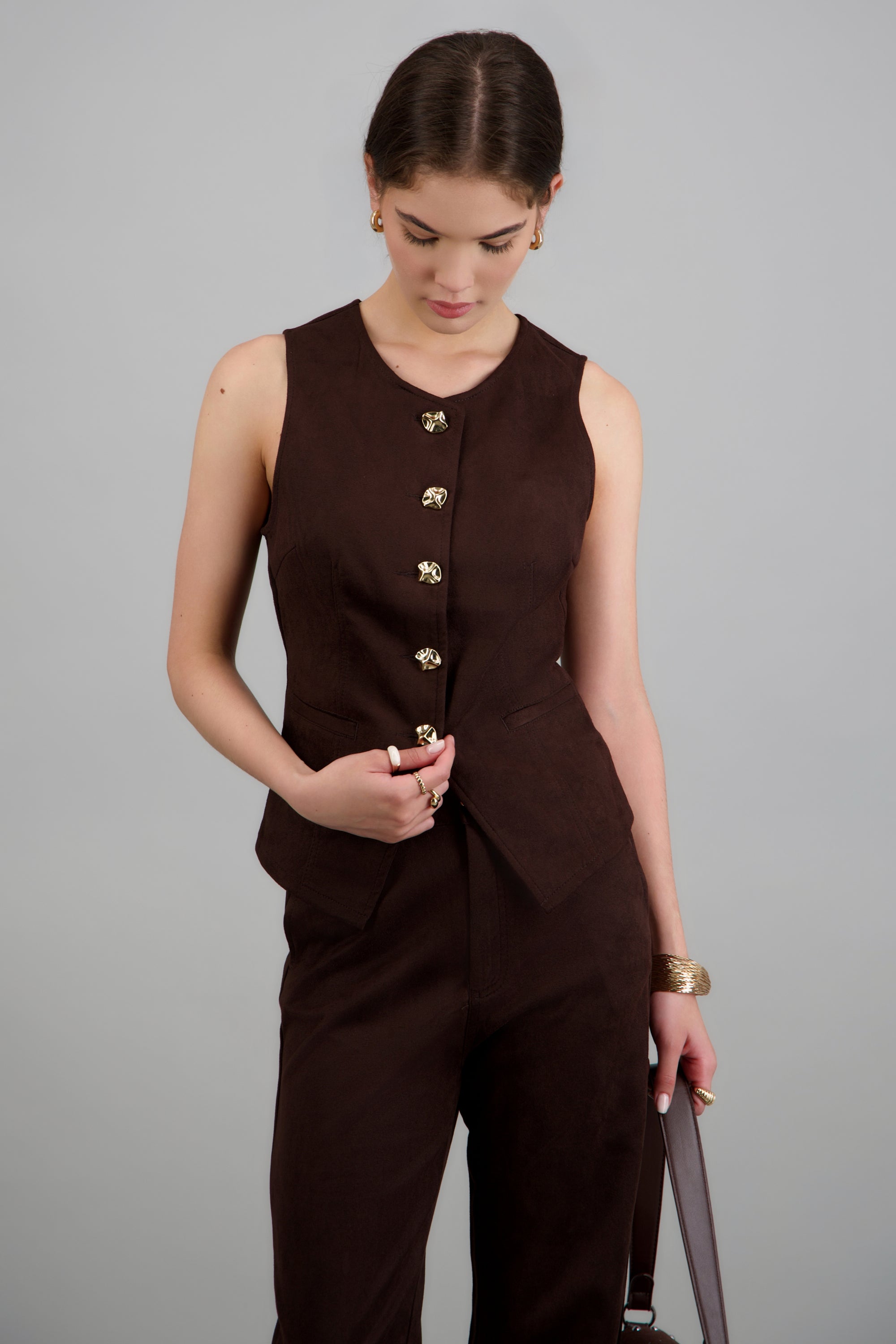 Chaleco suede basico CHOCOLATE