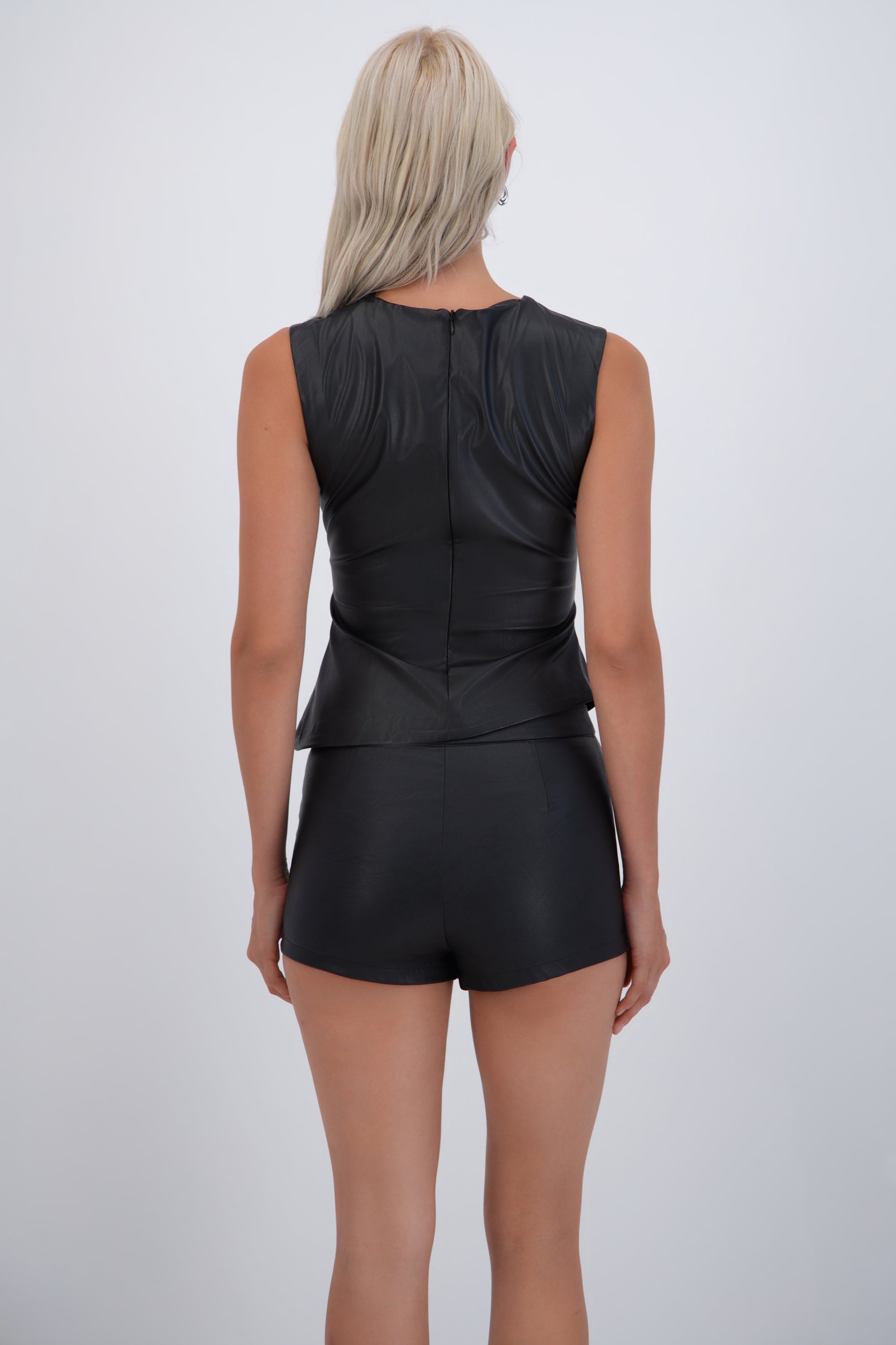 Top detalle drapeado PU