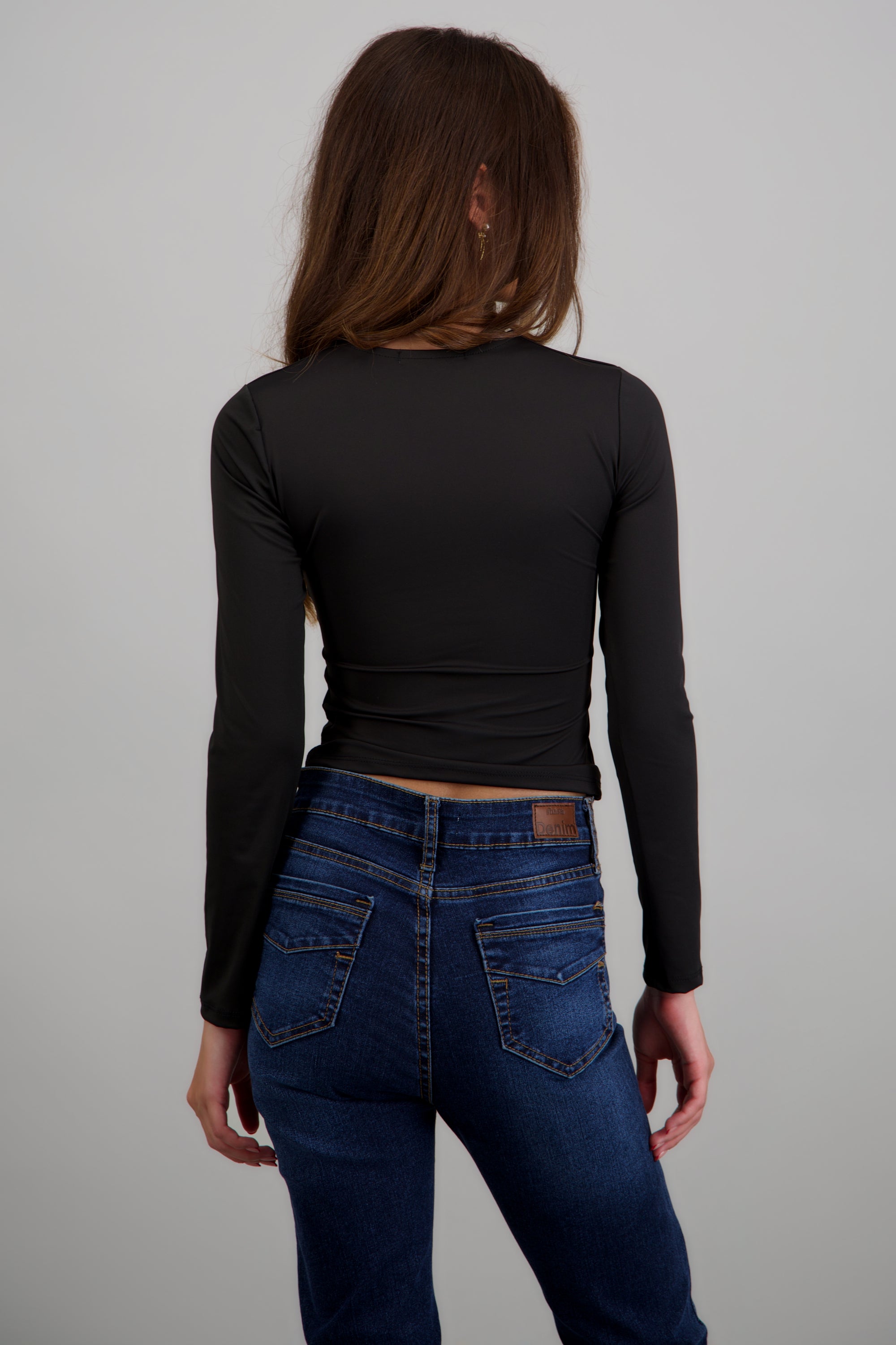 Top cuello redondo manga larga NEGRO