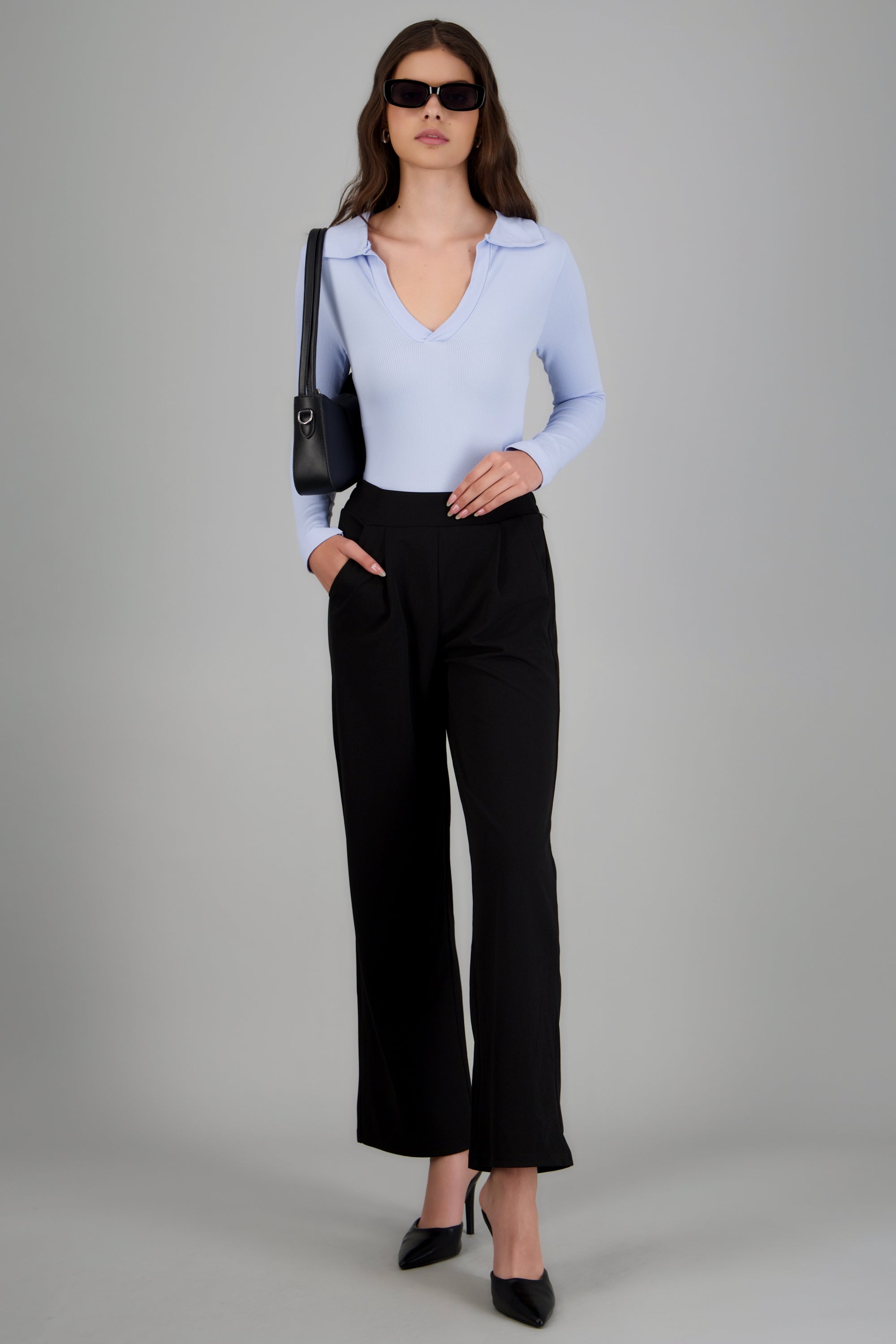 Pantalon amplio liso NEGRO