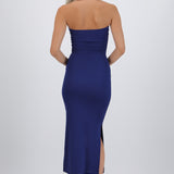 Vestido maxi strapless abertura