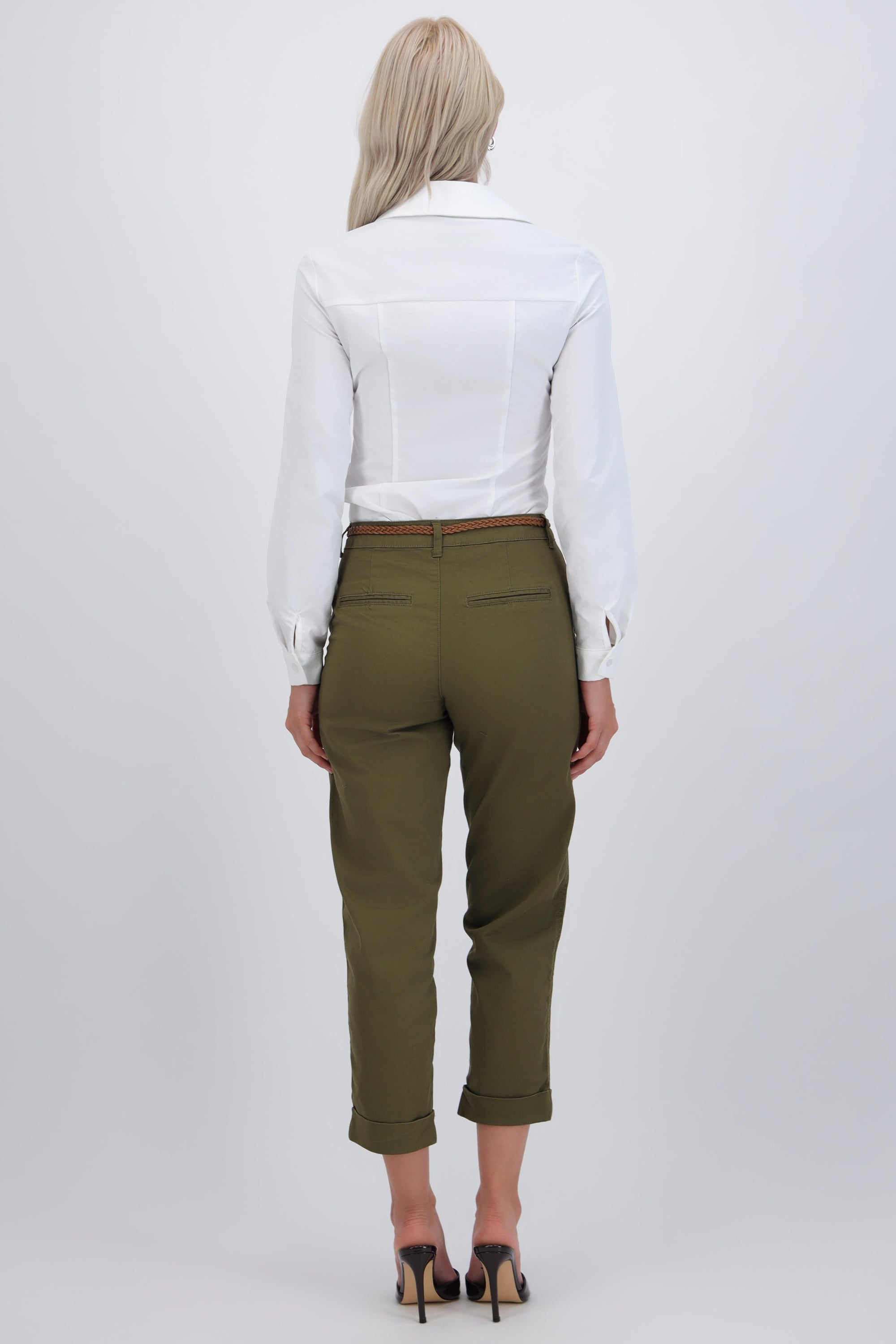 Pantalón chino cinturón trenzado