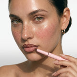 Delineador de labios efecto contour