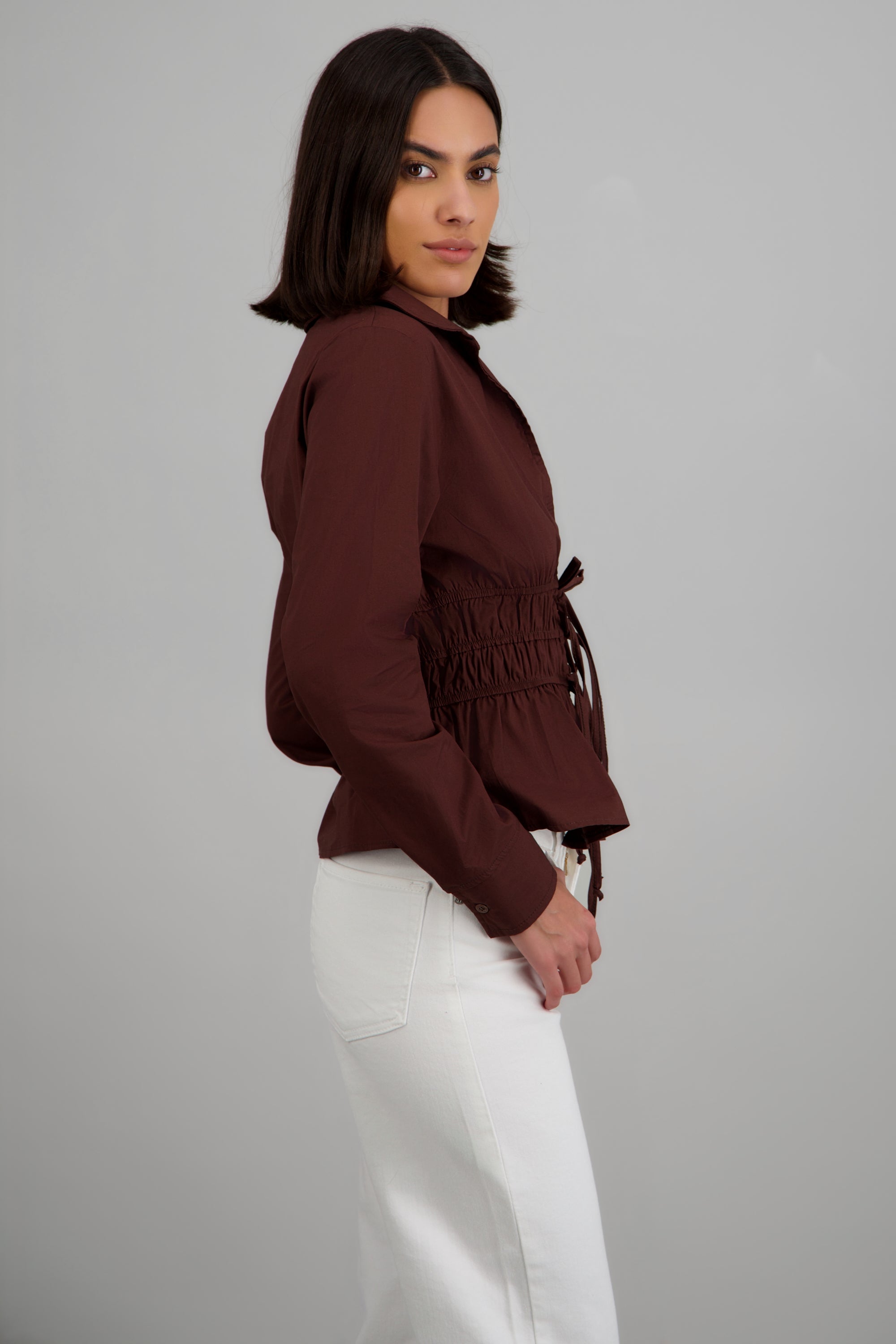 Blusa manga larga detalle moños CHOCOLATE