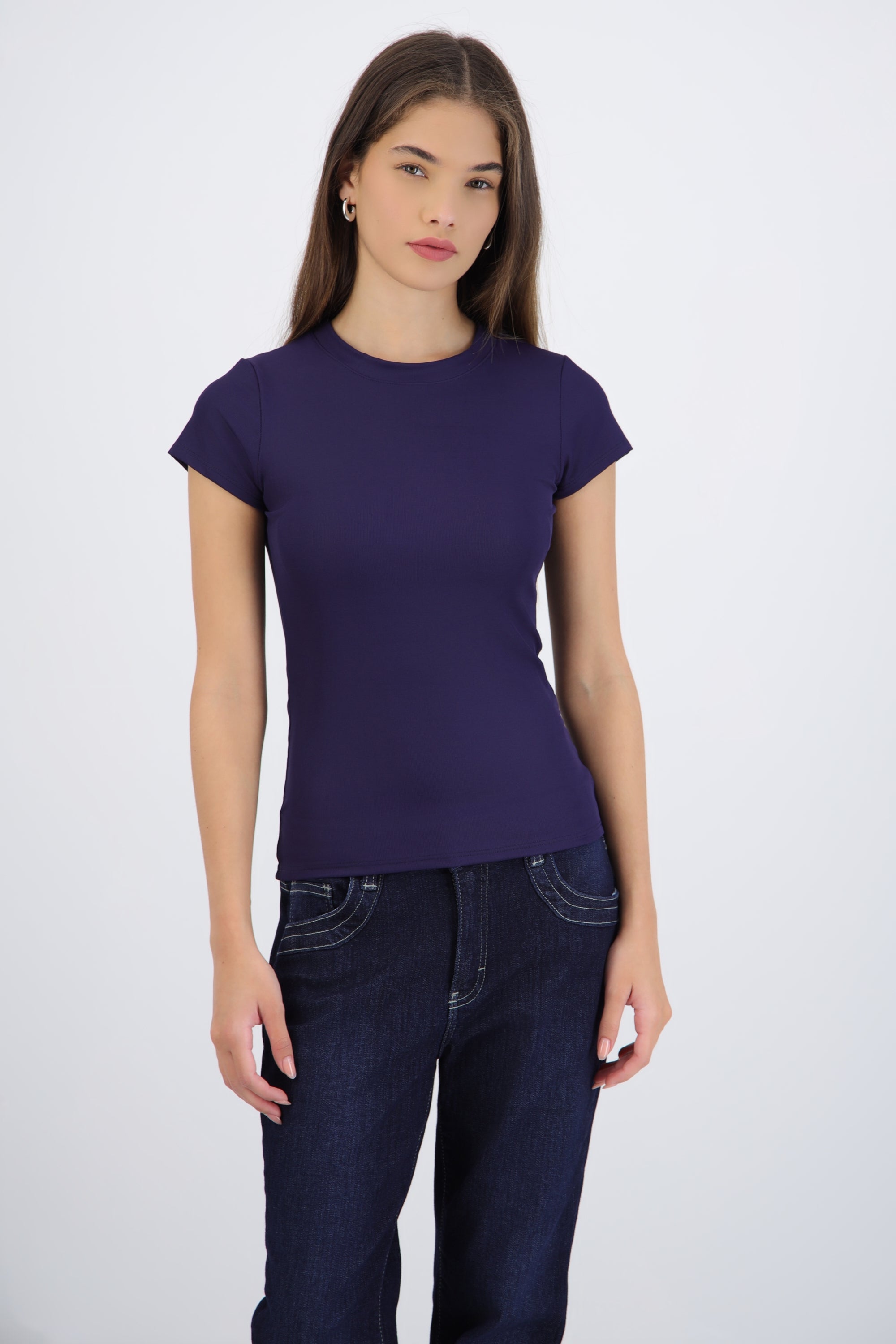 Top manga corta cuello redondo liso