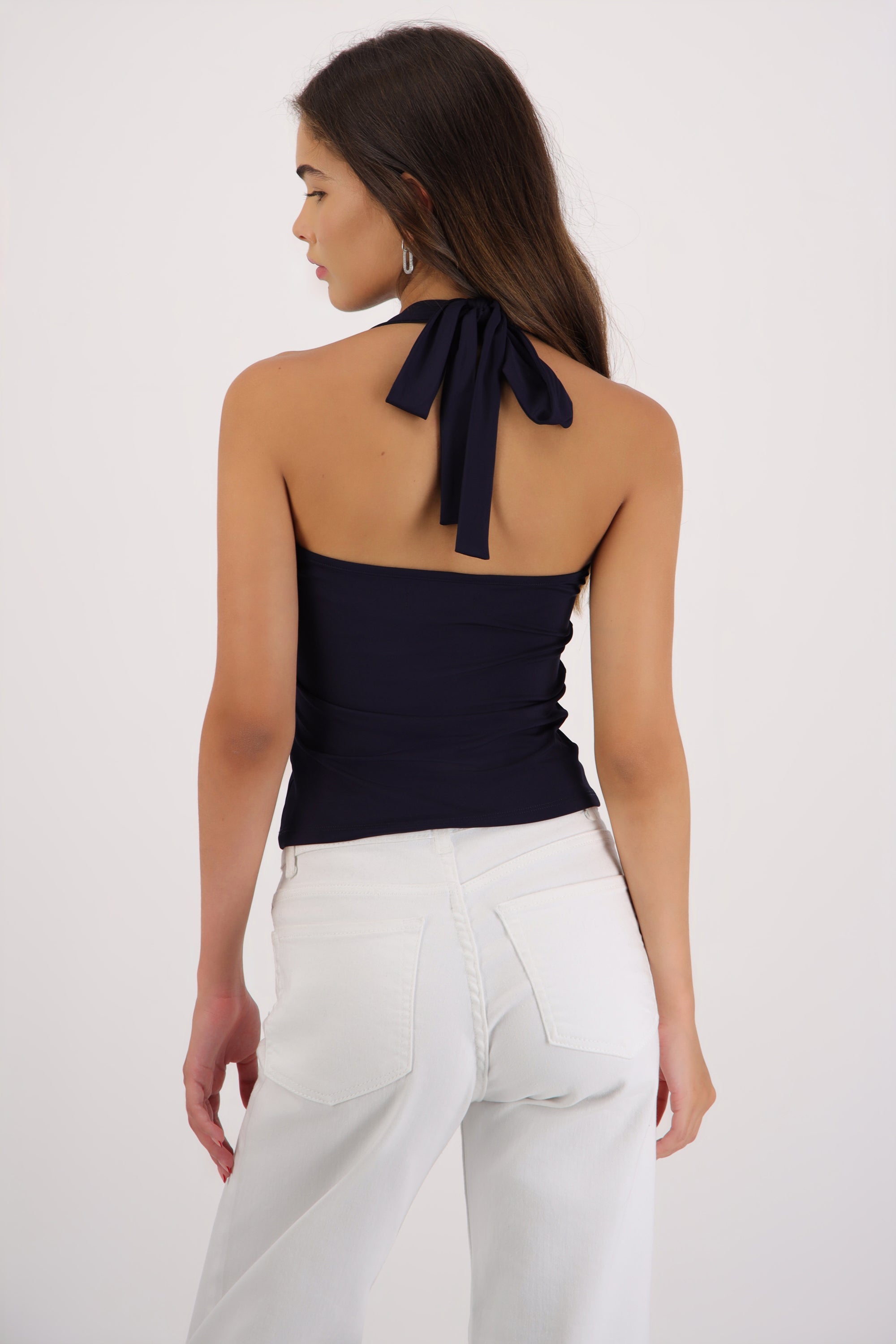 Top sin mangas escote halter detalle fruncido MARINO