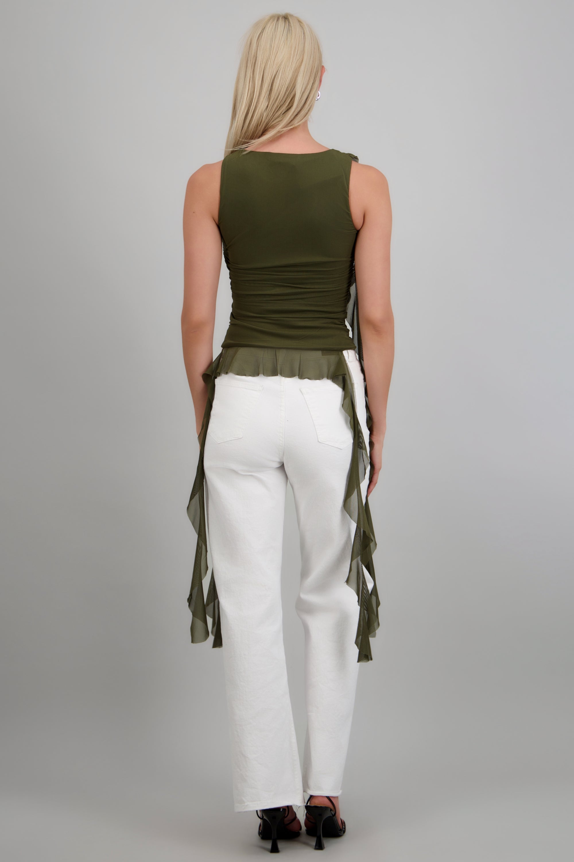 Top de mesh con olanes largos OLIVO