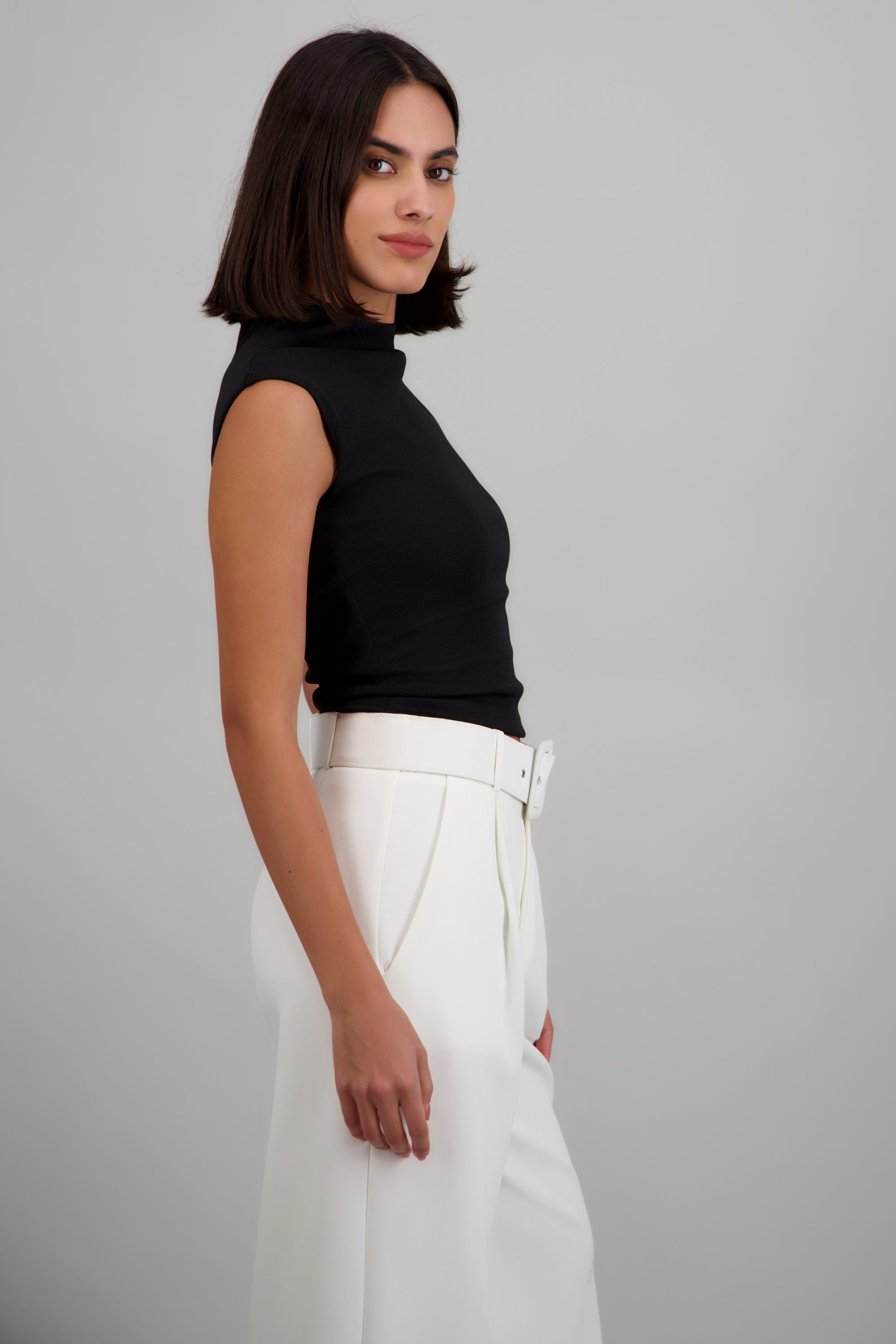 Top rib cuello alto NEGRO
