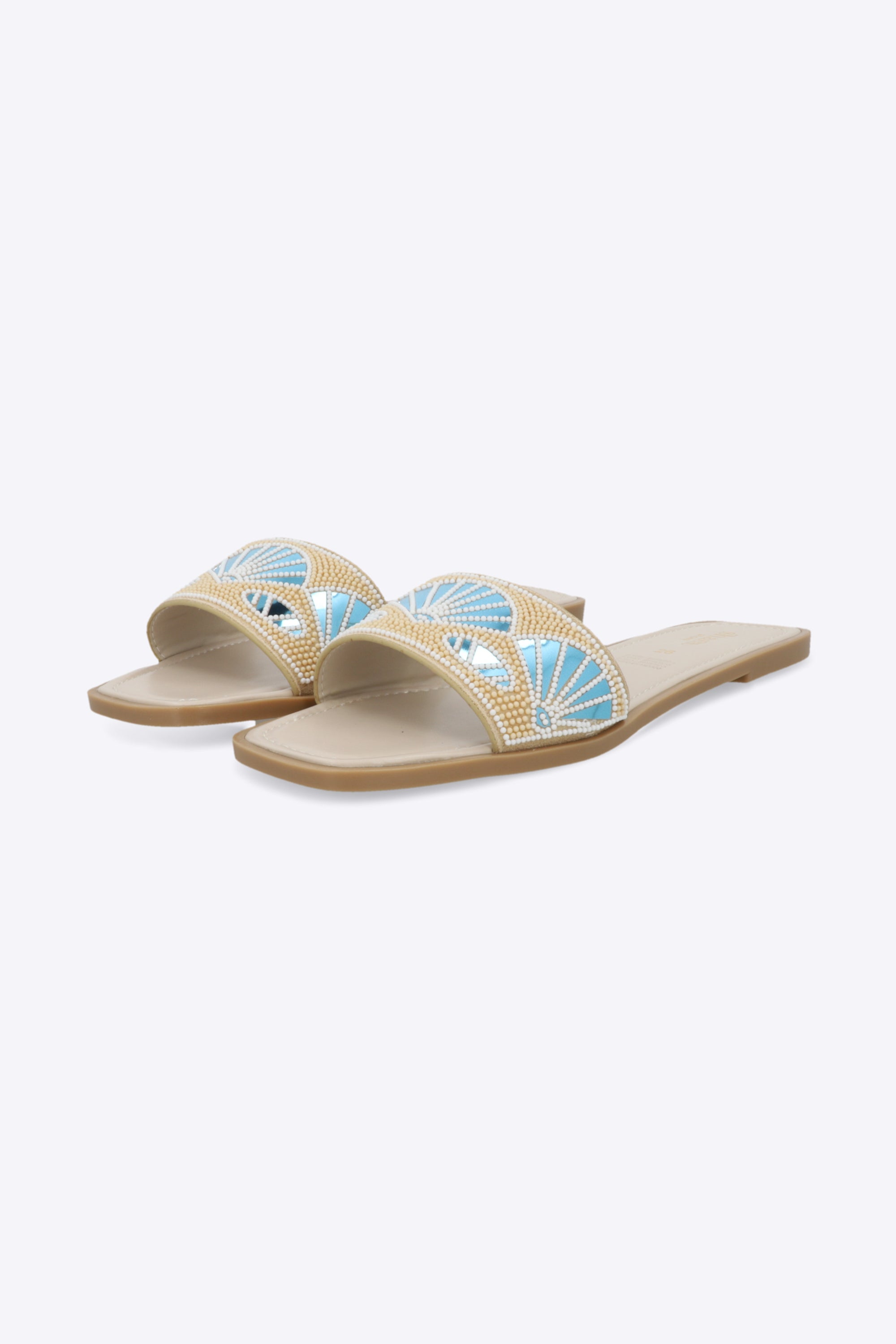 Sandalia mula chaquitas conchas