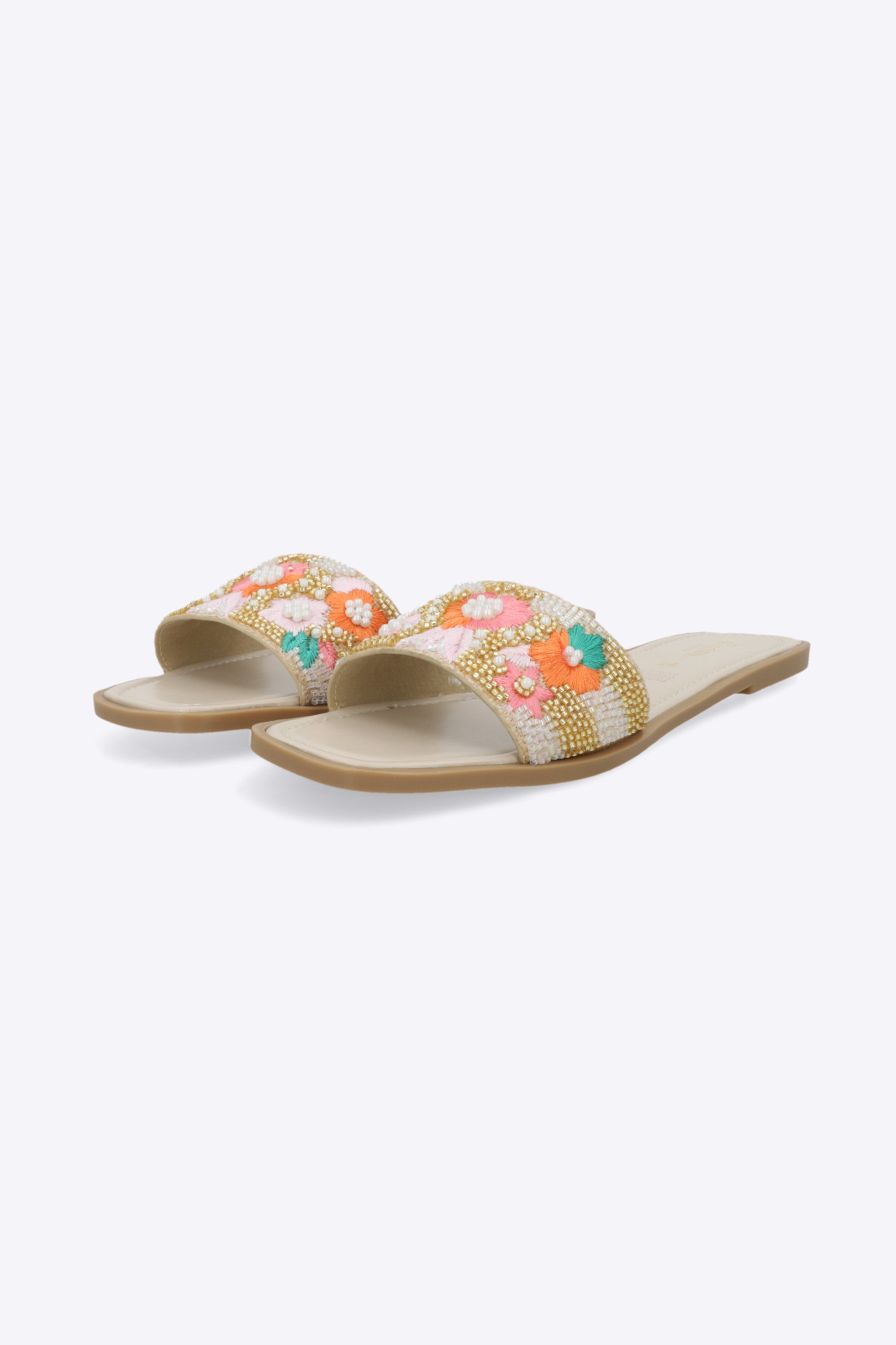 Sandalia mula bordados flores