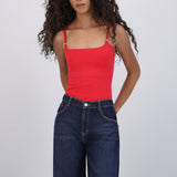 Body tirantes escote redondo detalle broches