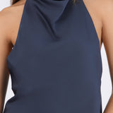 Top halter de cuello cascada satinado
