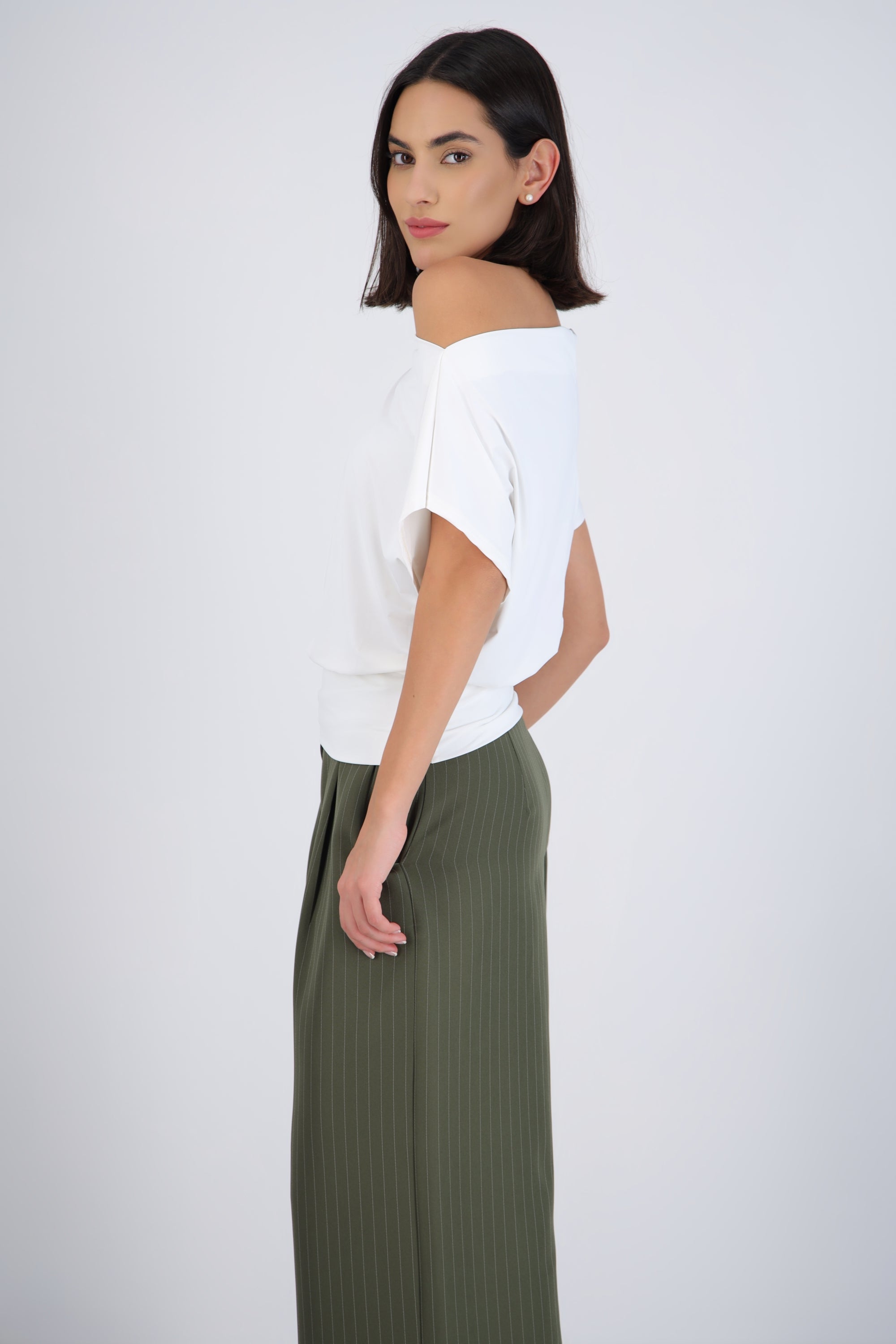 Top manga corta off shoulder