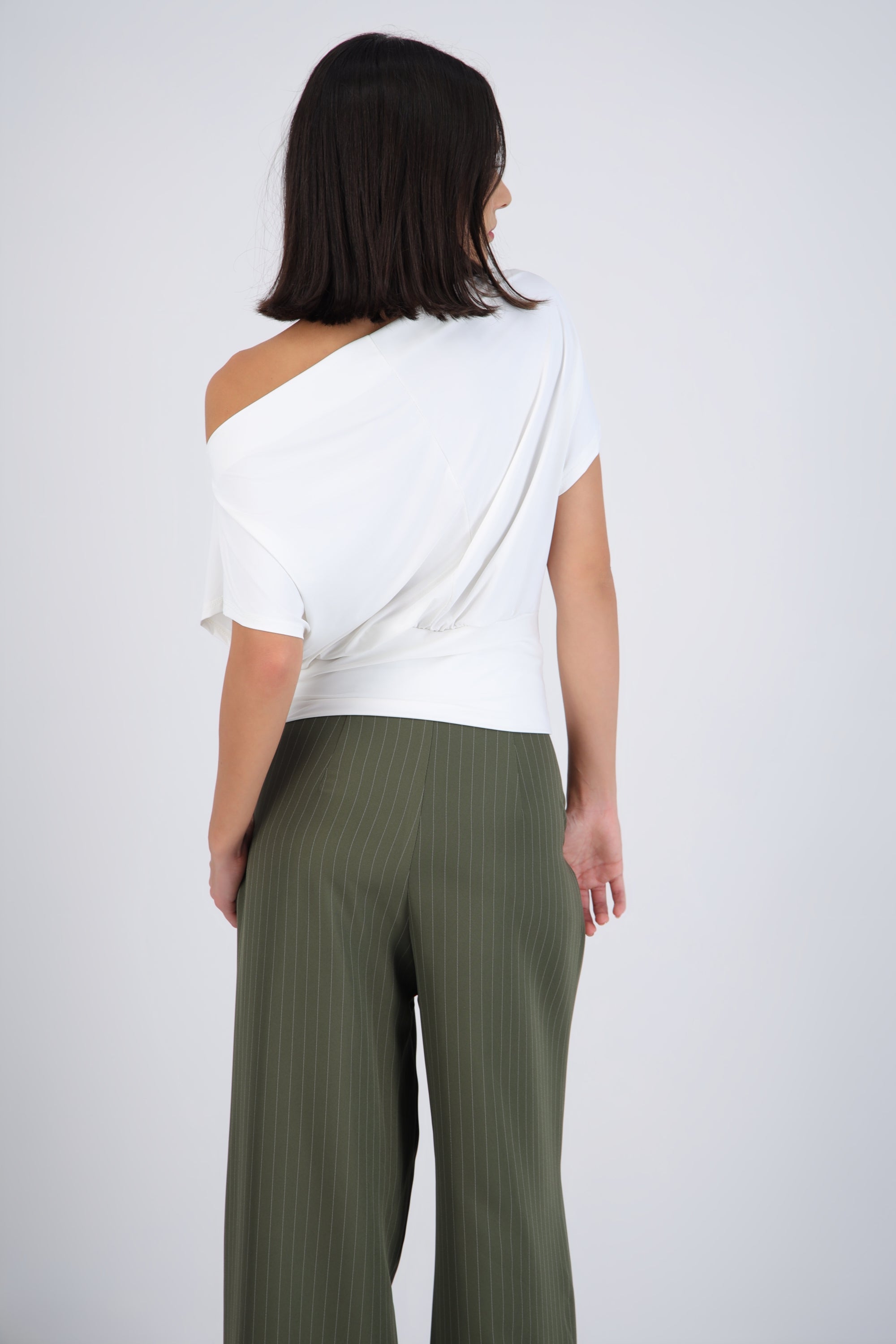Top manga corta off shoulder