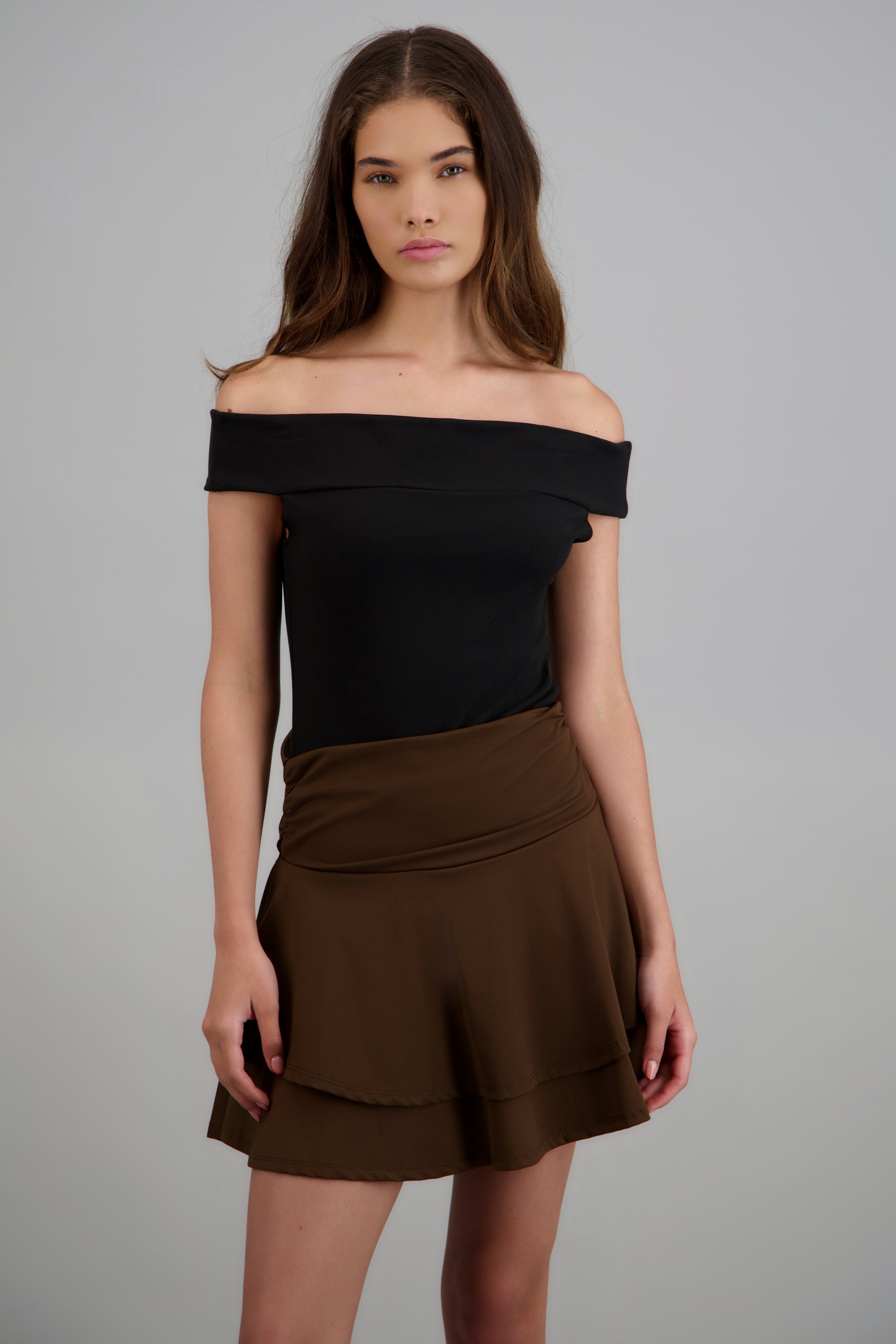 Body off shoulder NEGRO