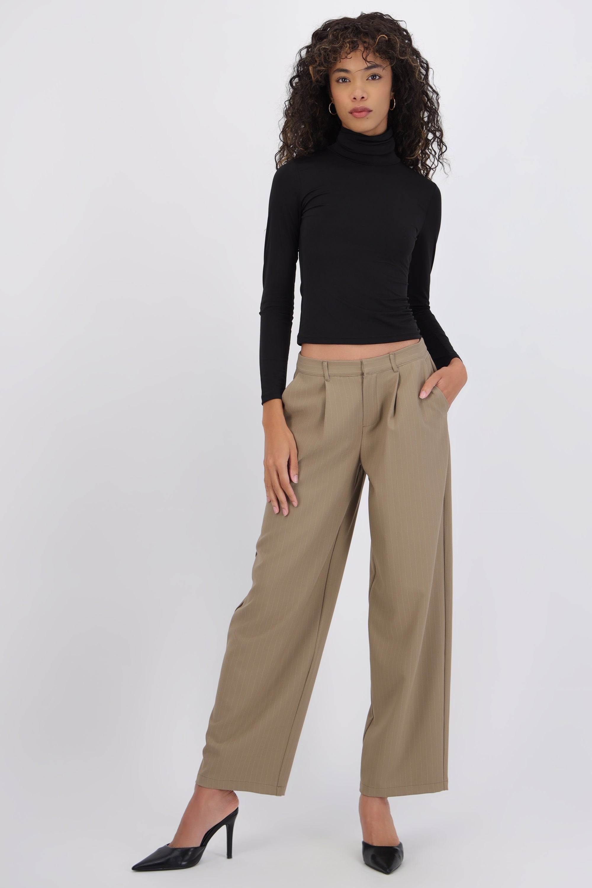Pantalón rayado wide