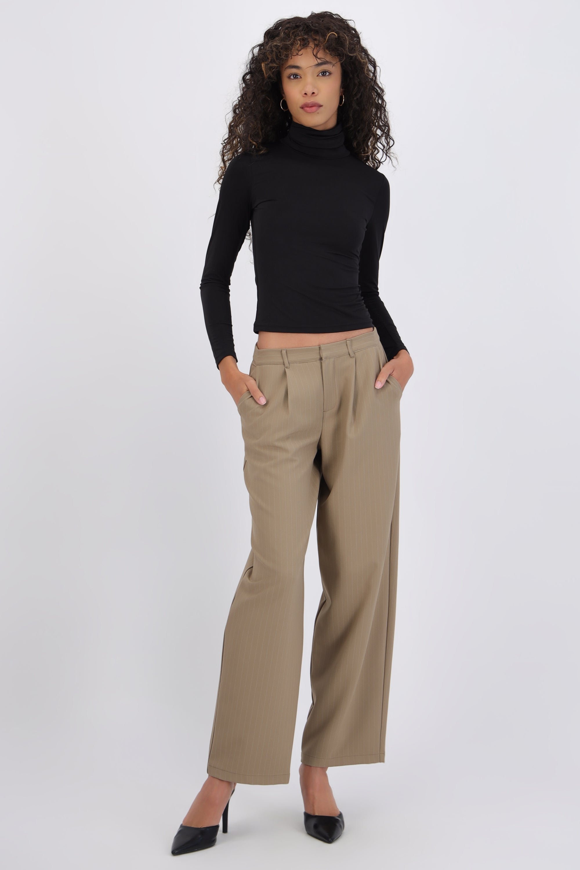 Pantalón rayado wide
