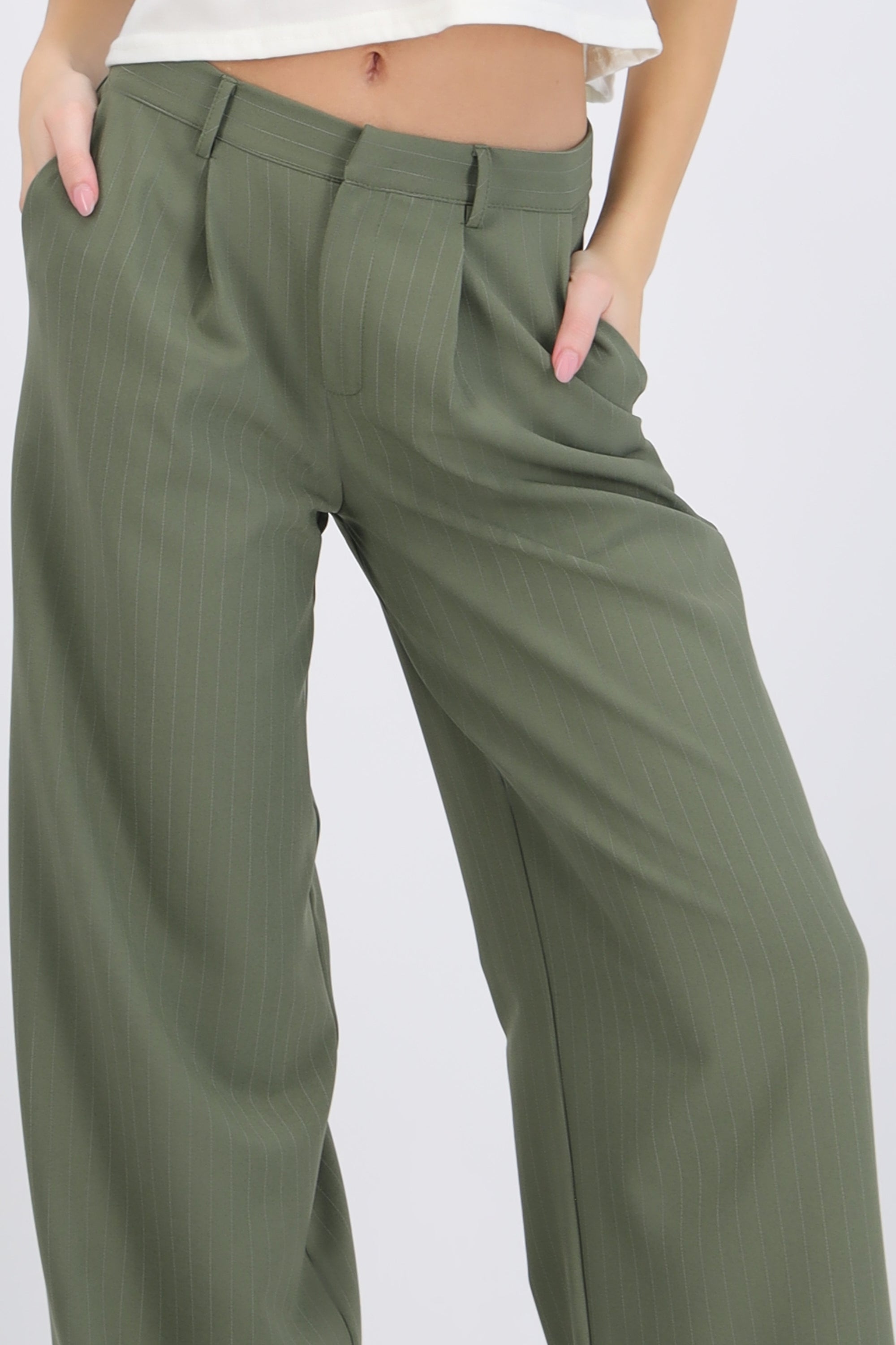 Pantalón rayado wide