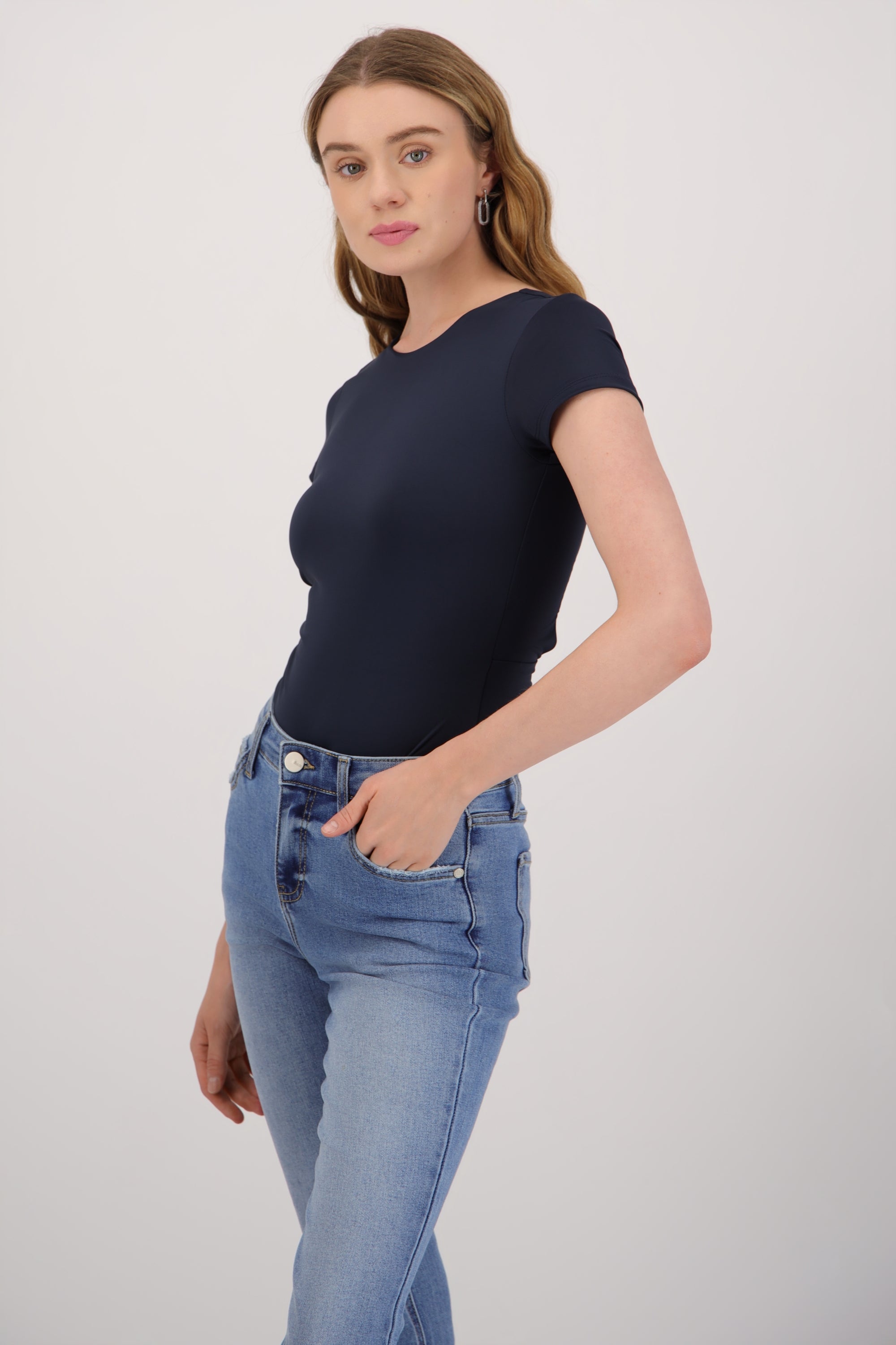 Bodysuit manga corta detalle moños MARINO