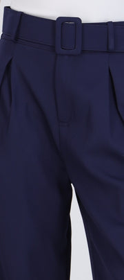 Pantalón wide leg detalle cinturón