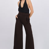 Pantalón wide leg detalle cinturón