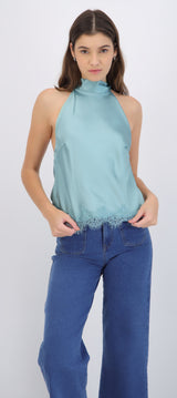 Top halter detalle encaje