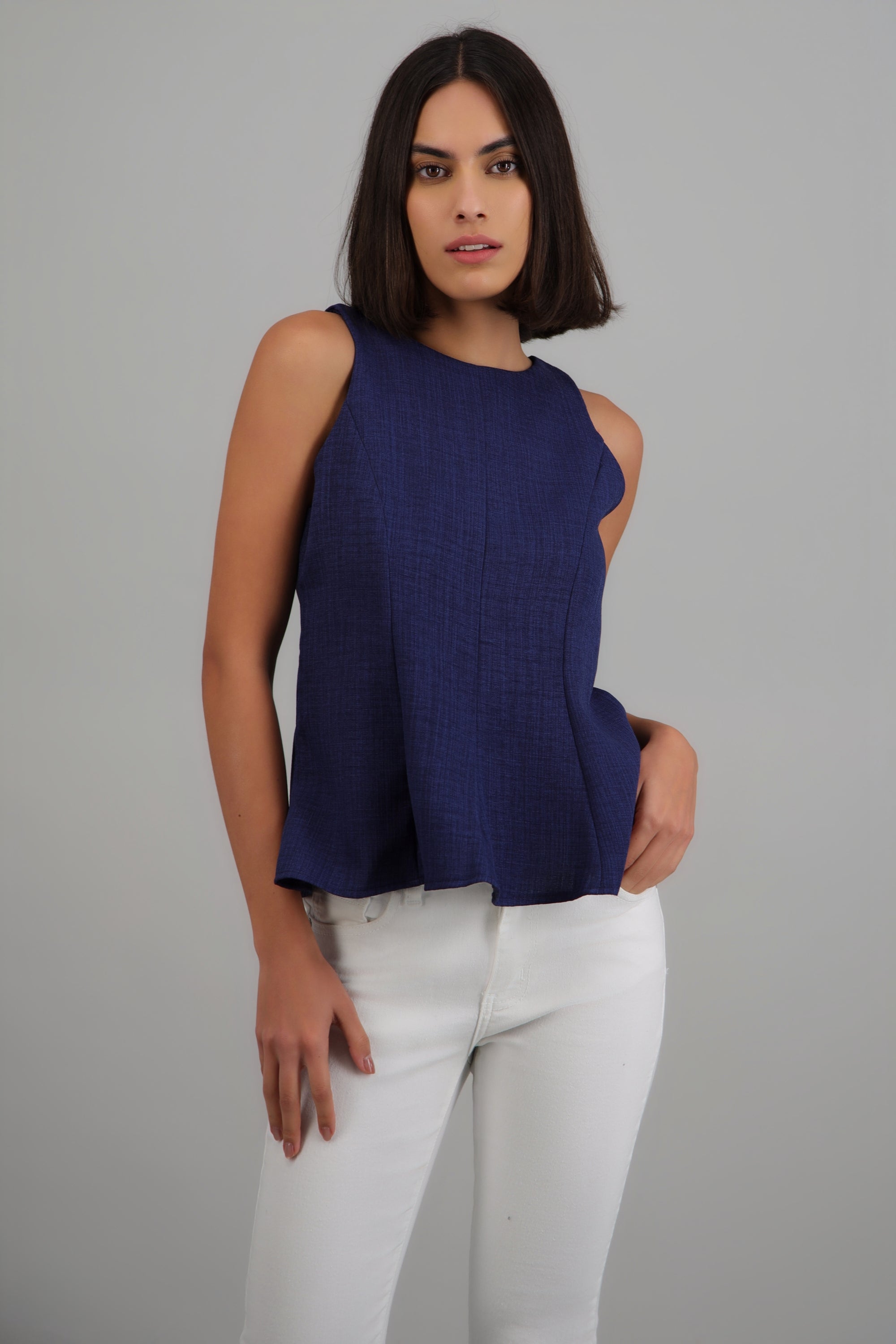 Top peplum sin mangas MARINO