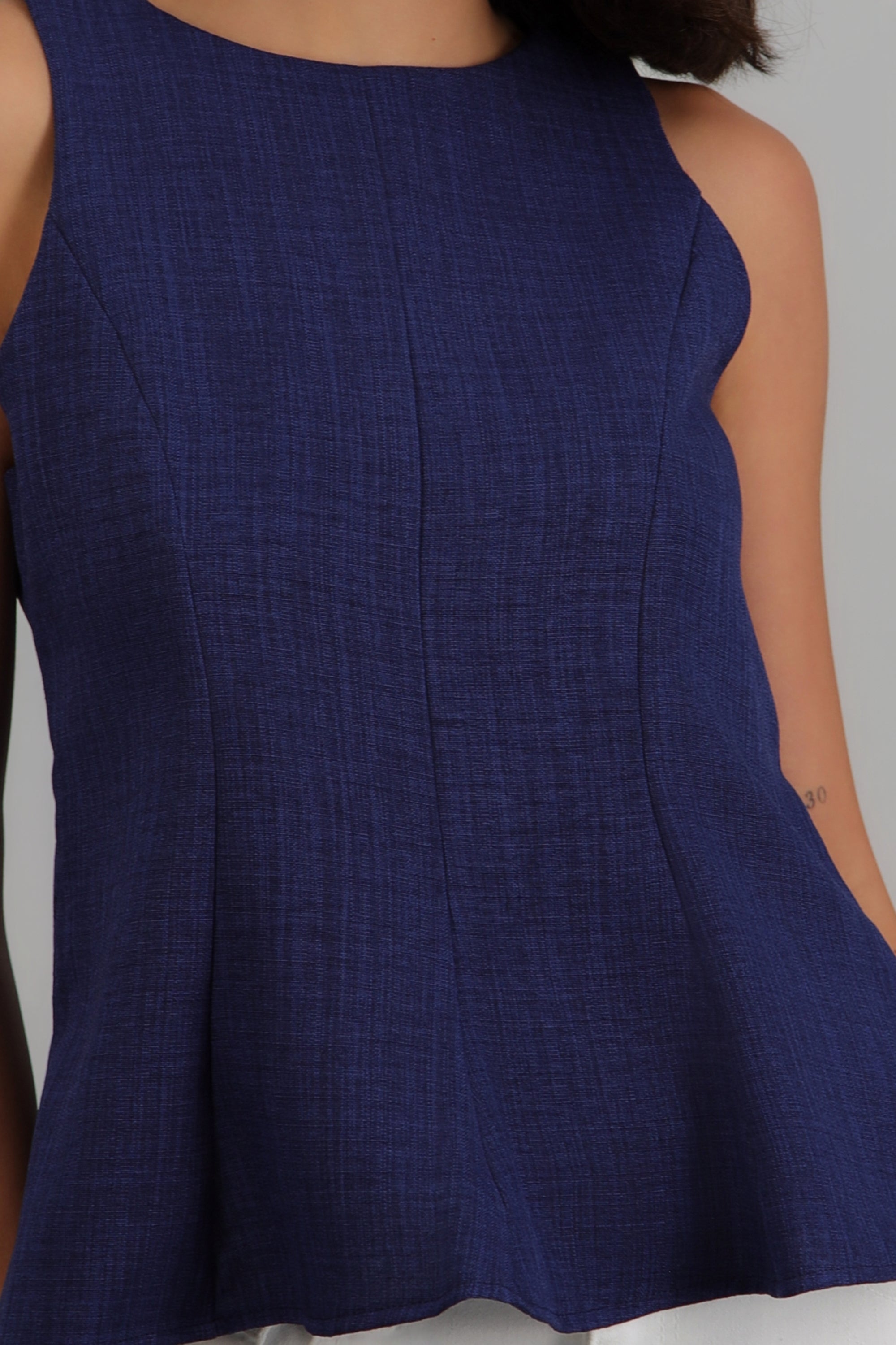 Top peplum sin mangas MARINO