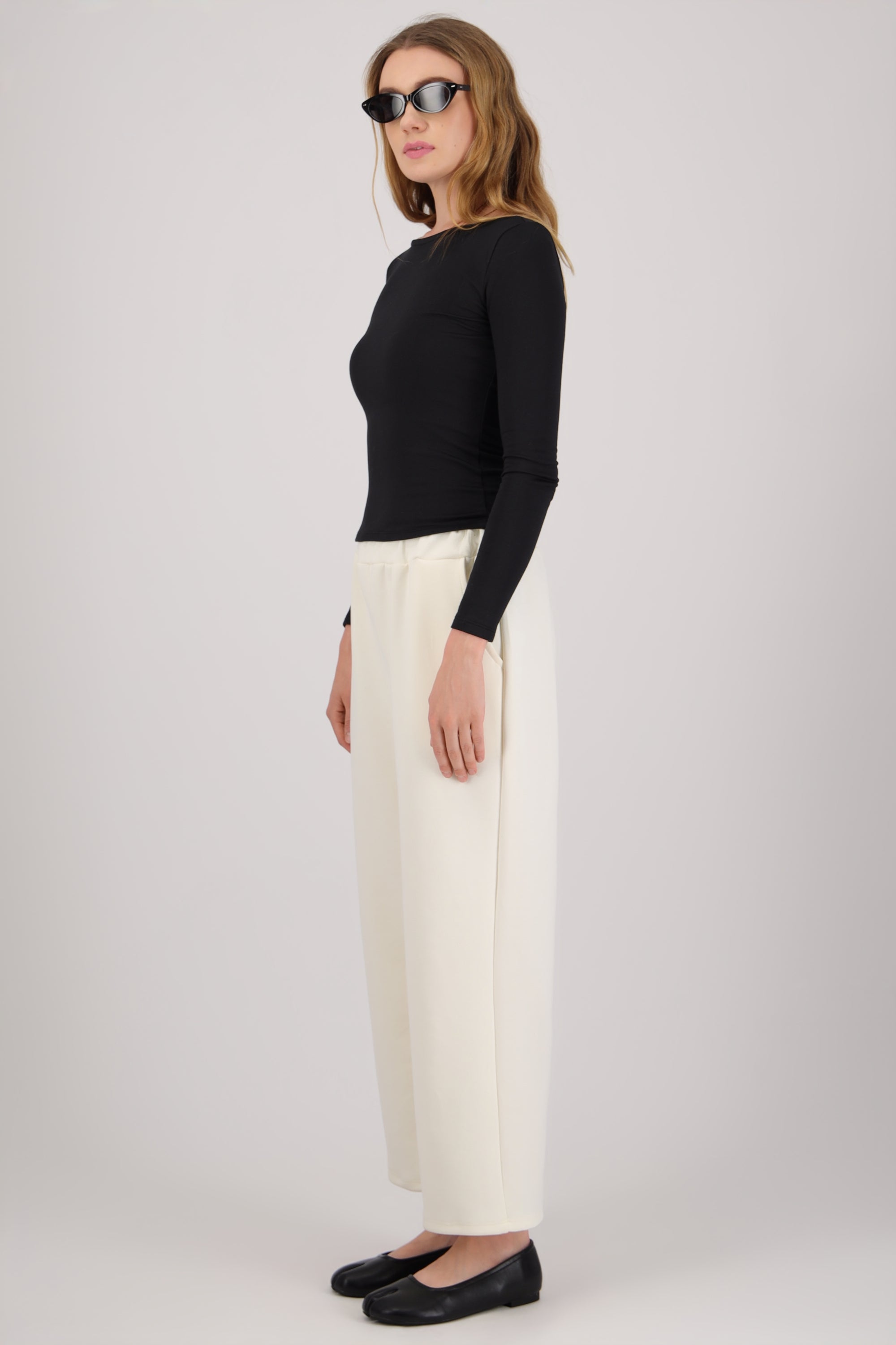 Pantalon recto pretina elastica HUESO