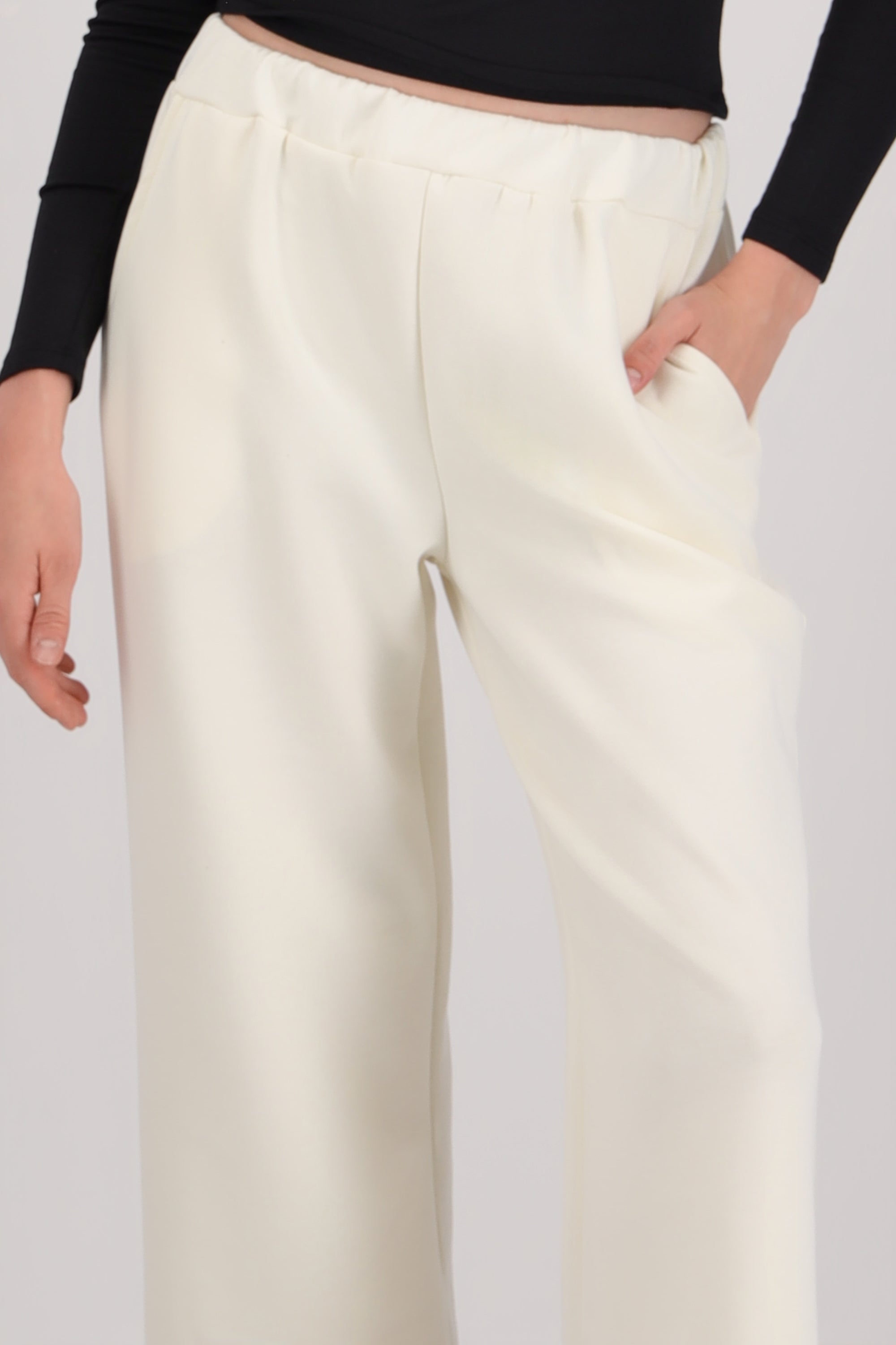Pantalon recto pretina elastica HUESO