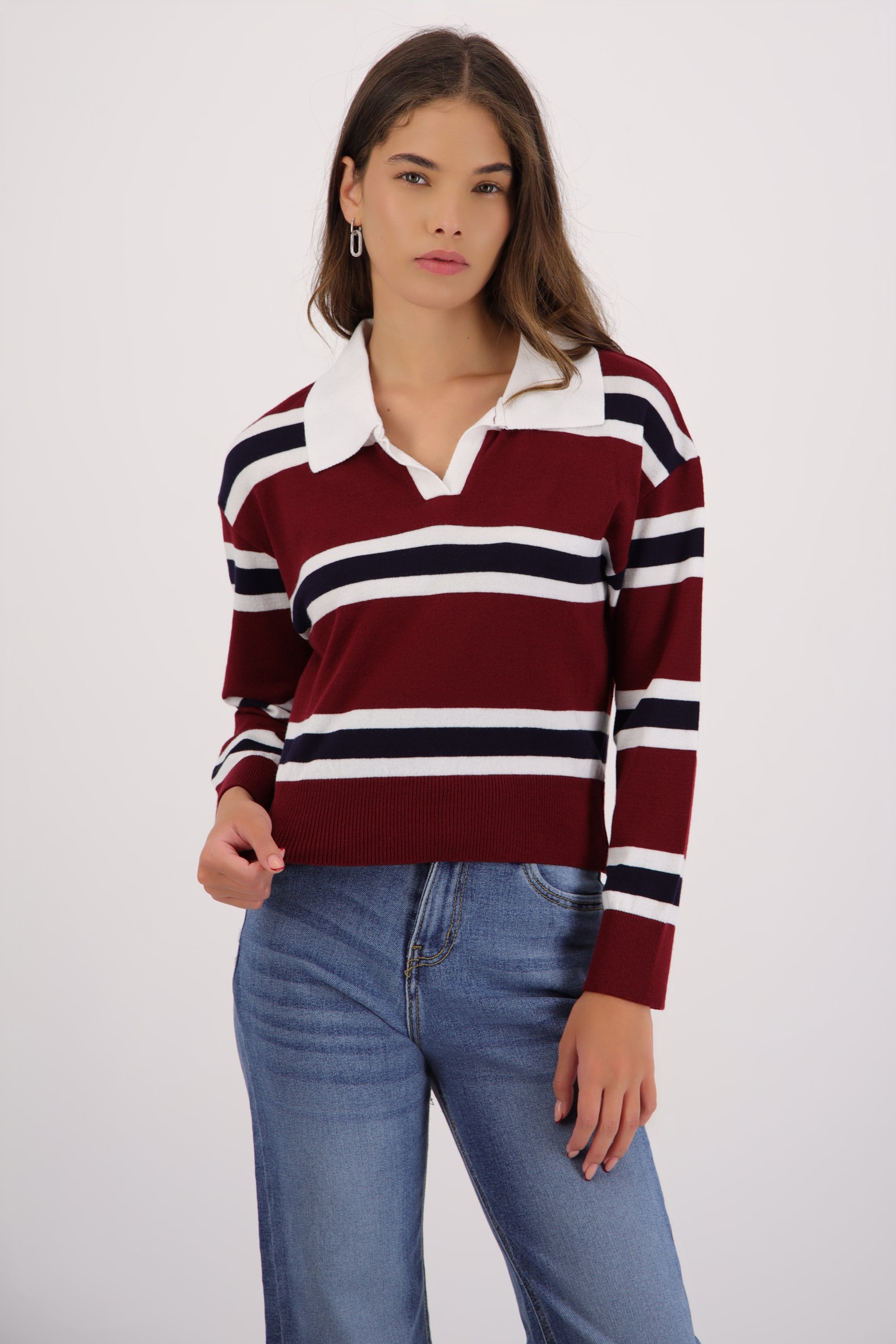 Suéter ligero cuello polo rayas VINO COMBO