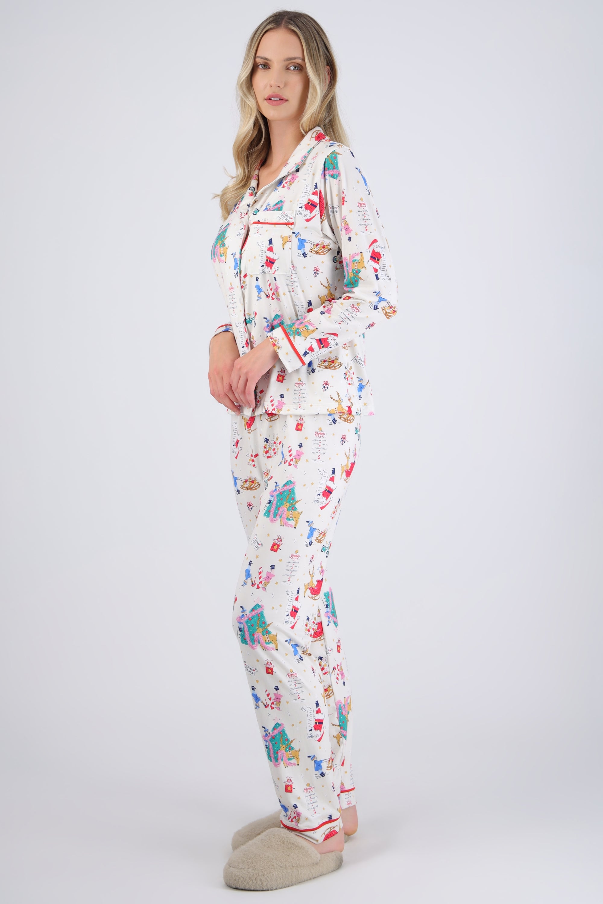 Pijama estampado navideño